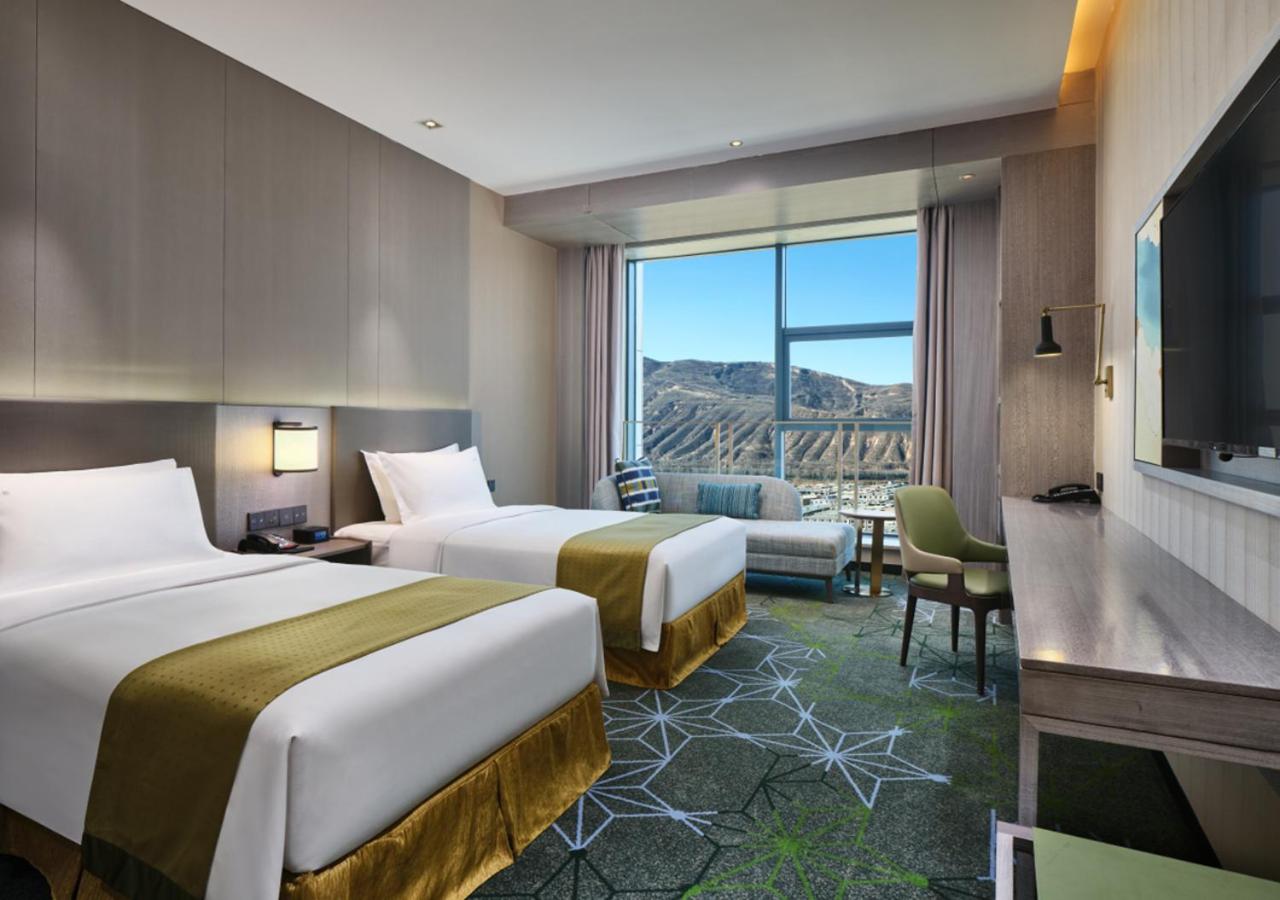 Standard Twin Room - High Floor - Photo 1