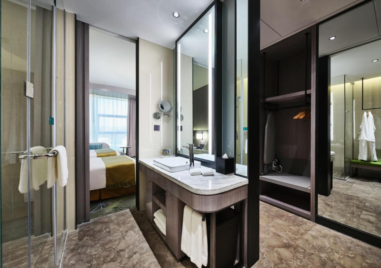 Standard Room with Two Single Beds - Photo 2