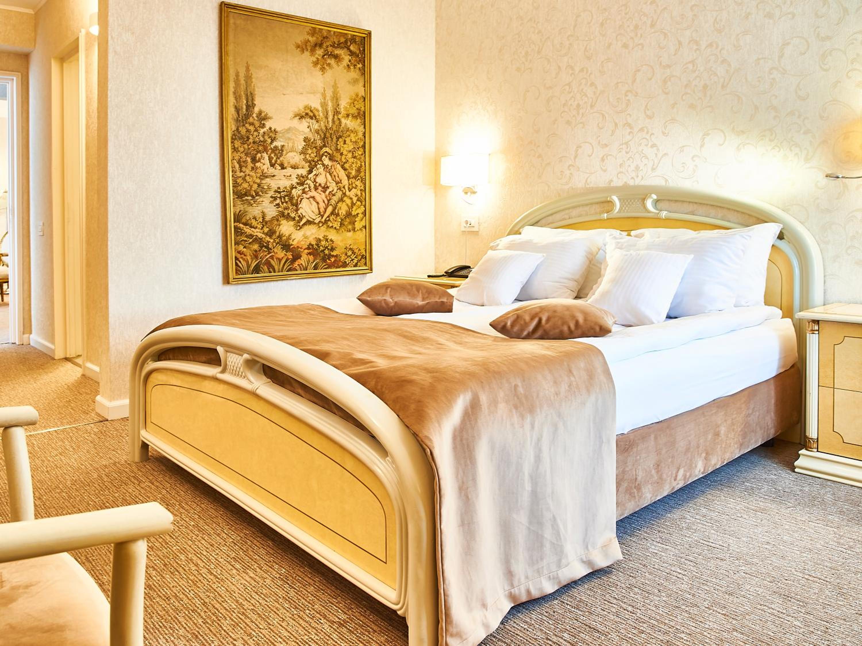 Standard Suite - Photo 1