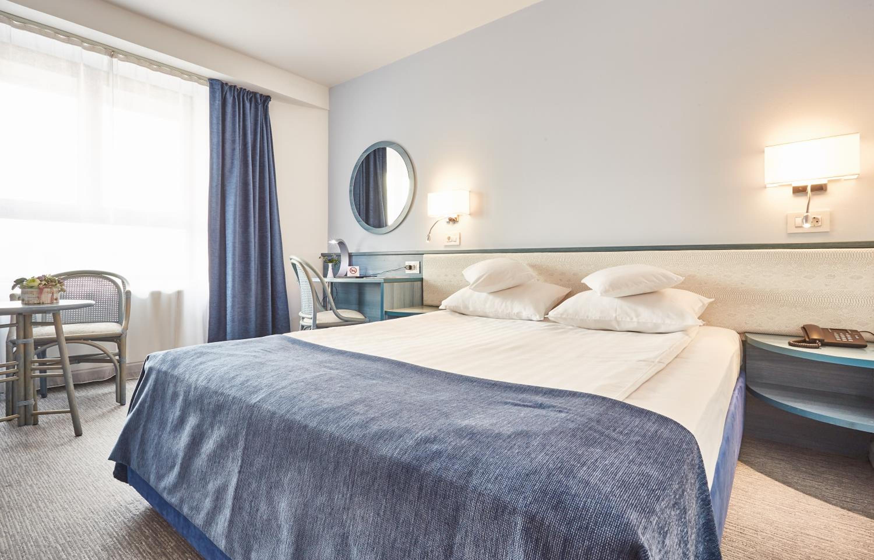 Standard Double Room - Photo 1