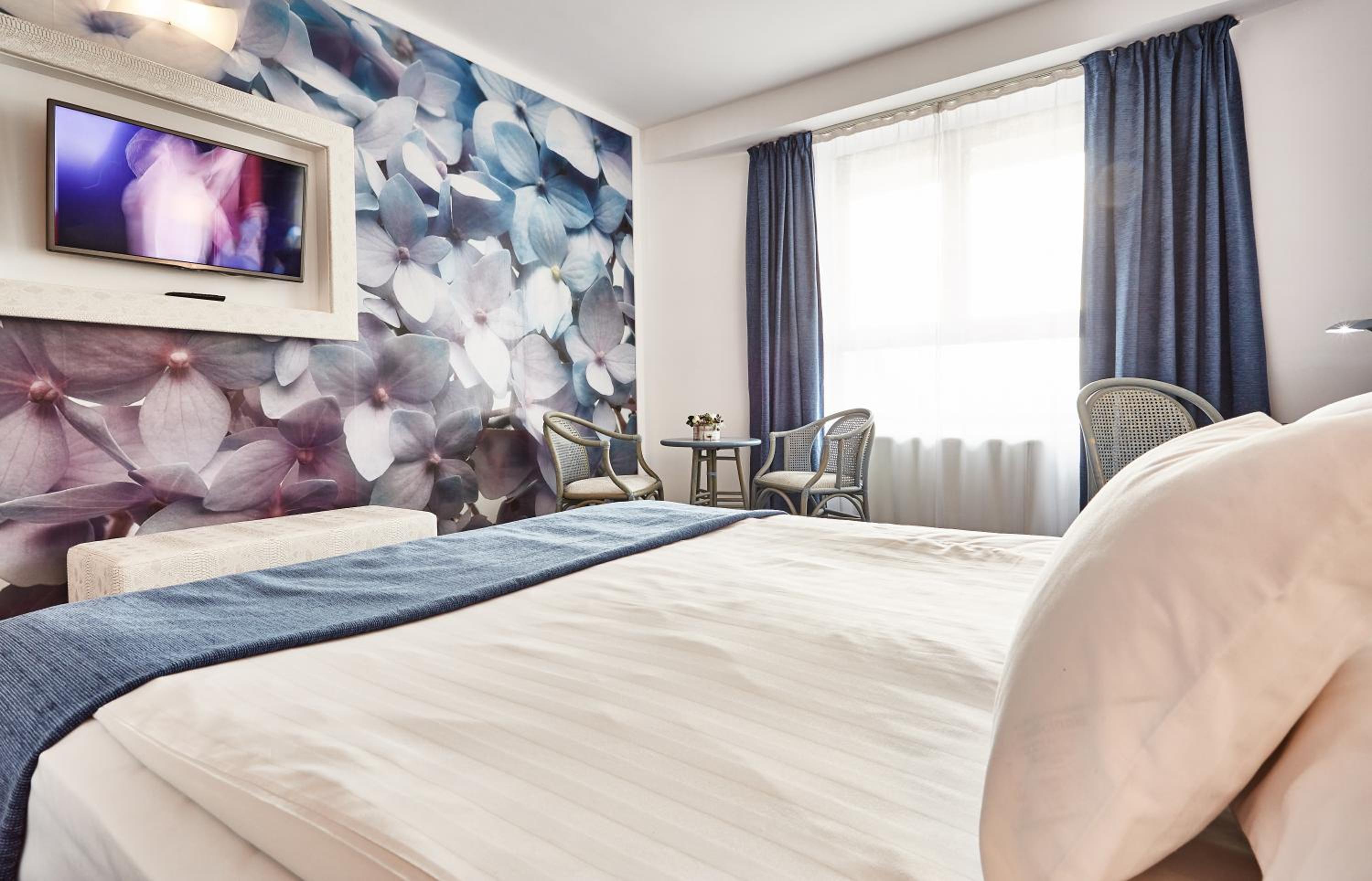 Standard Double Room - Photo 2