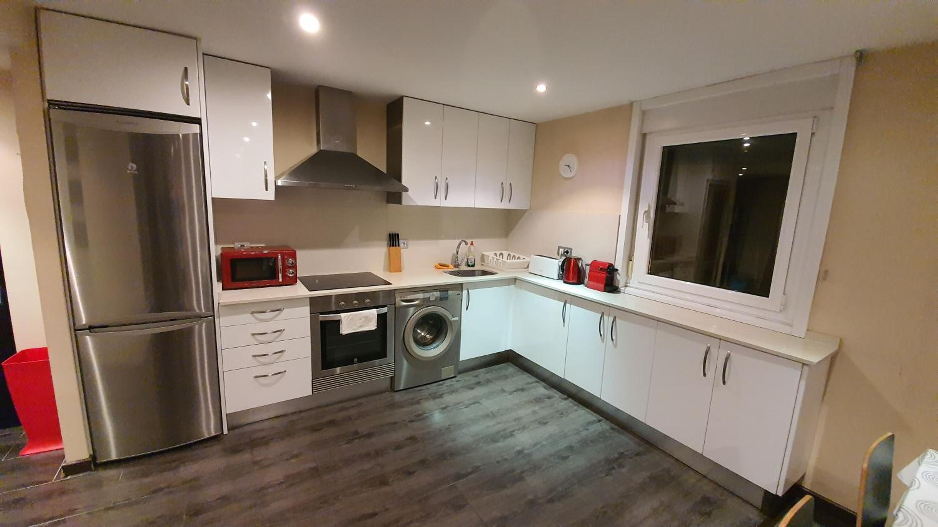Apartment - Photo 10