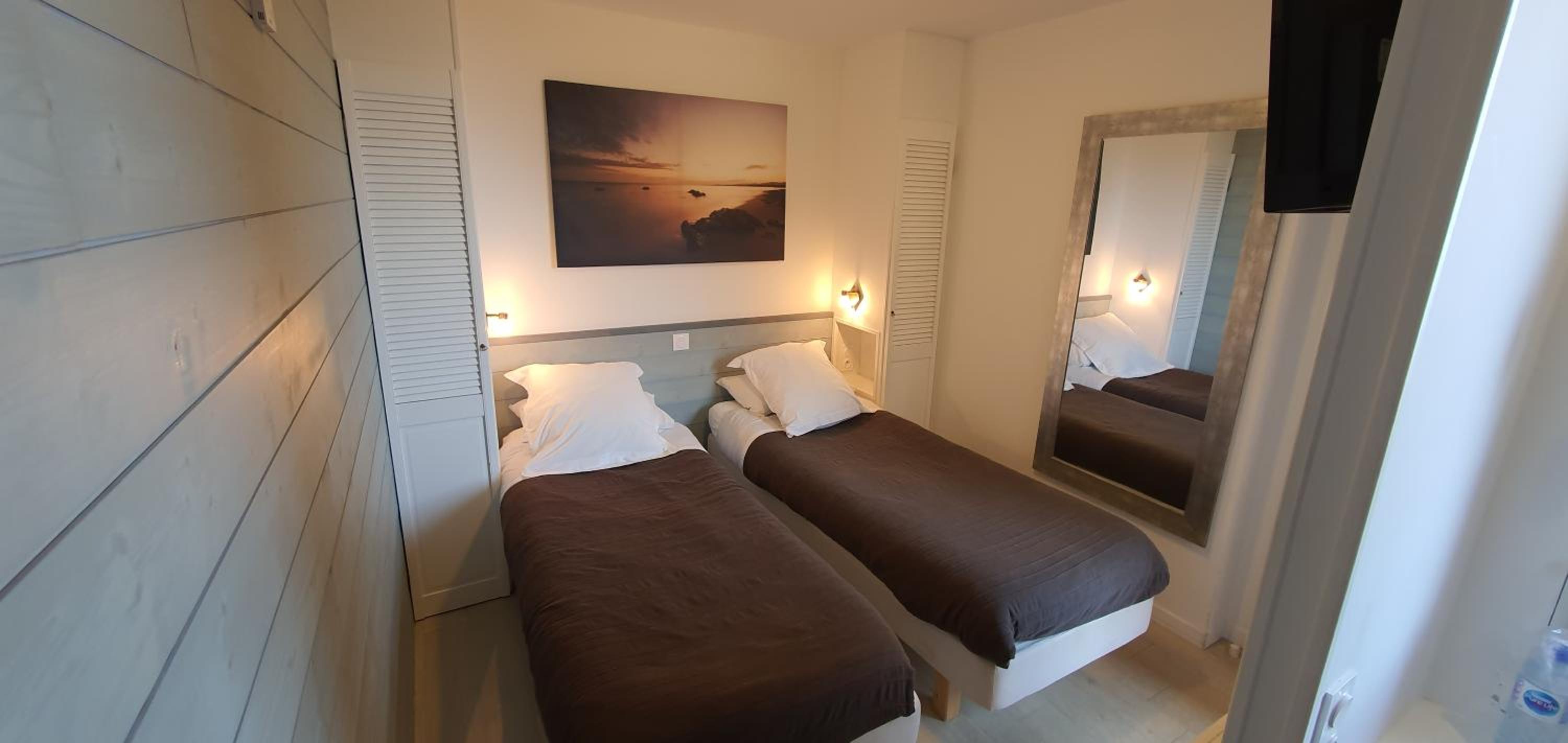 Superior Twin Room - Photo 5