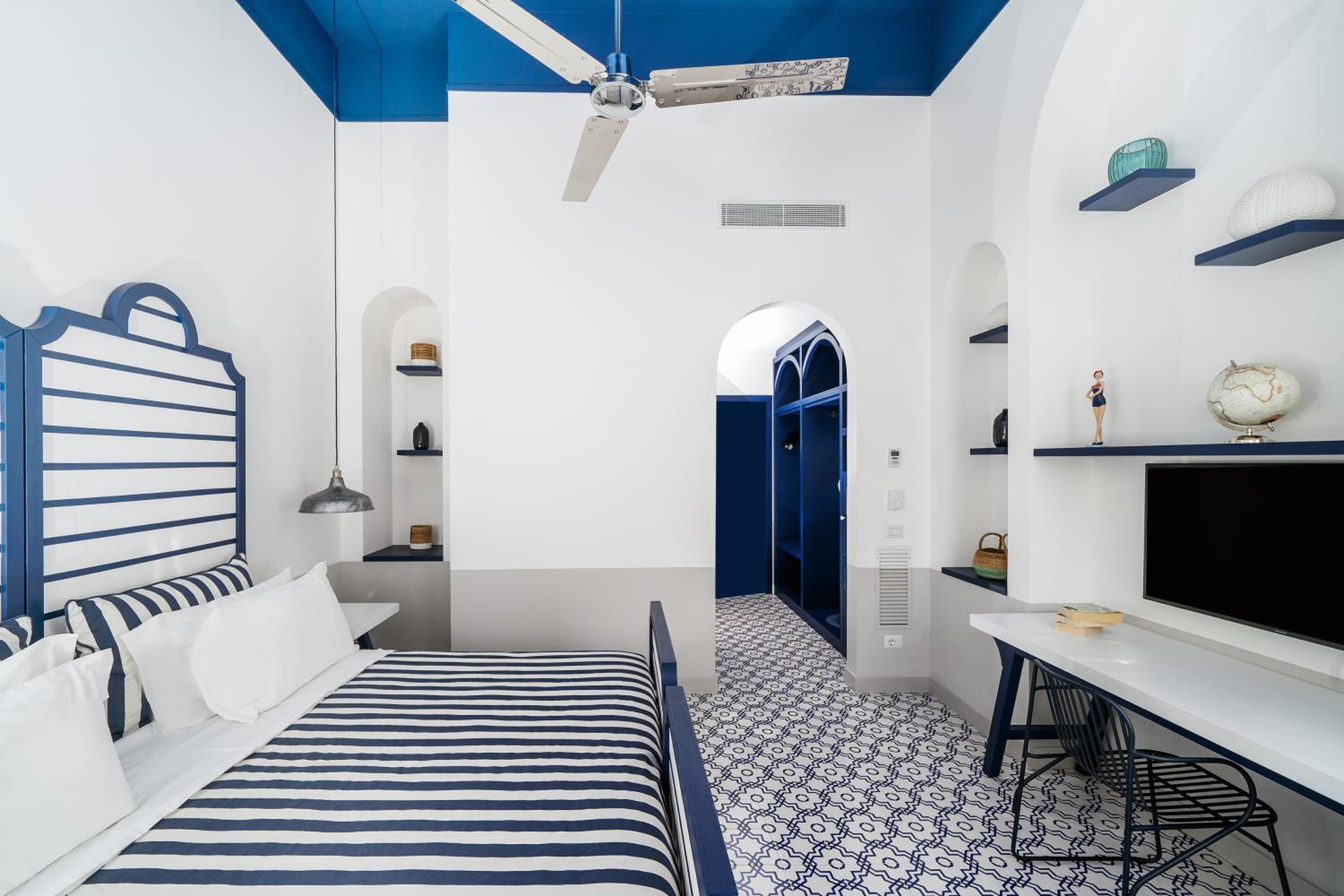 Double or Twin Room photo 1