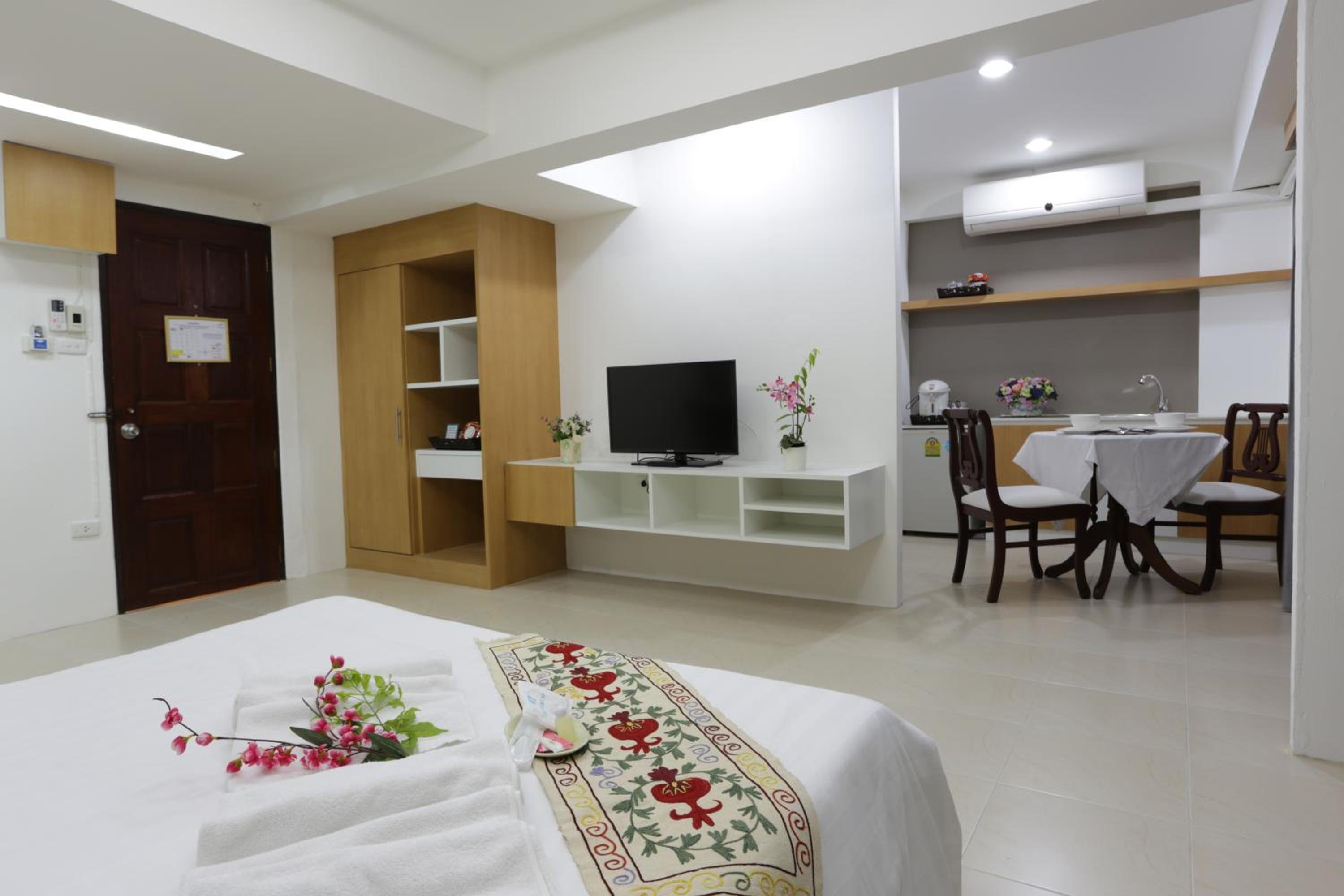 Duplex Room photo 2