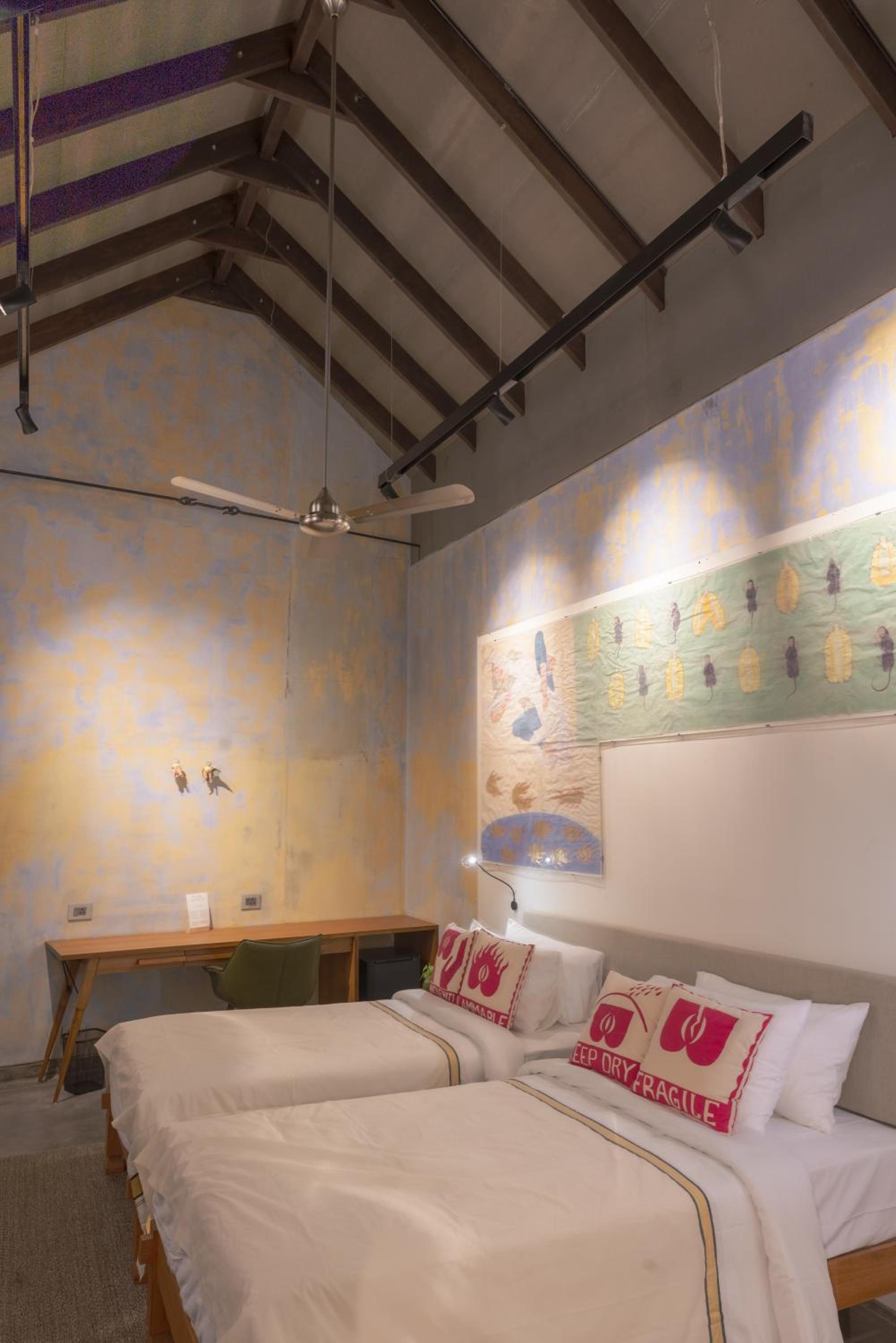 GALLERY 3 - Photo 8