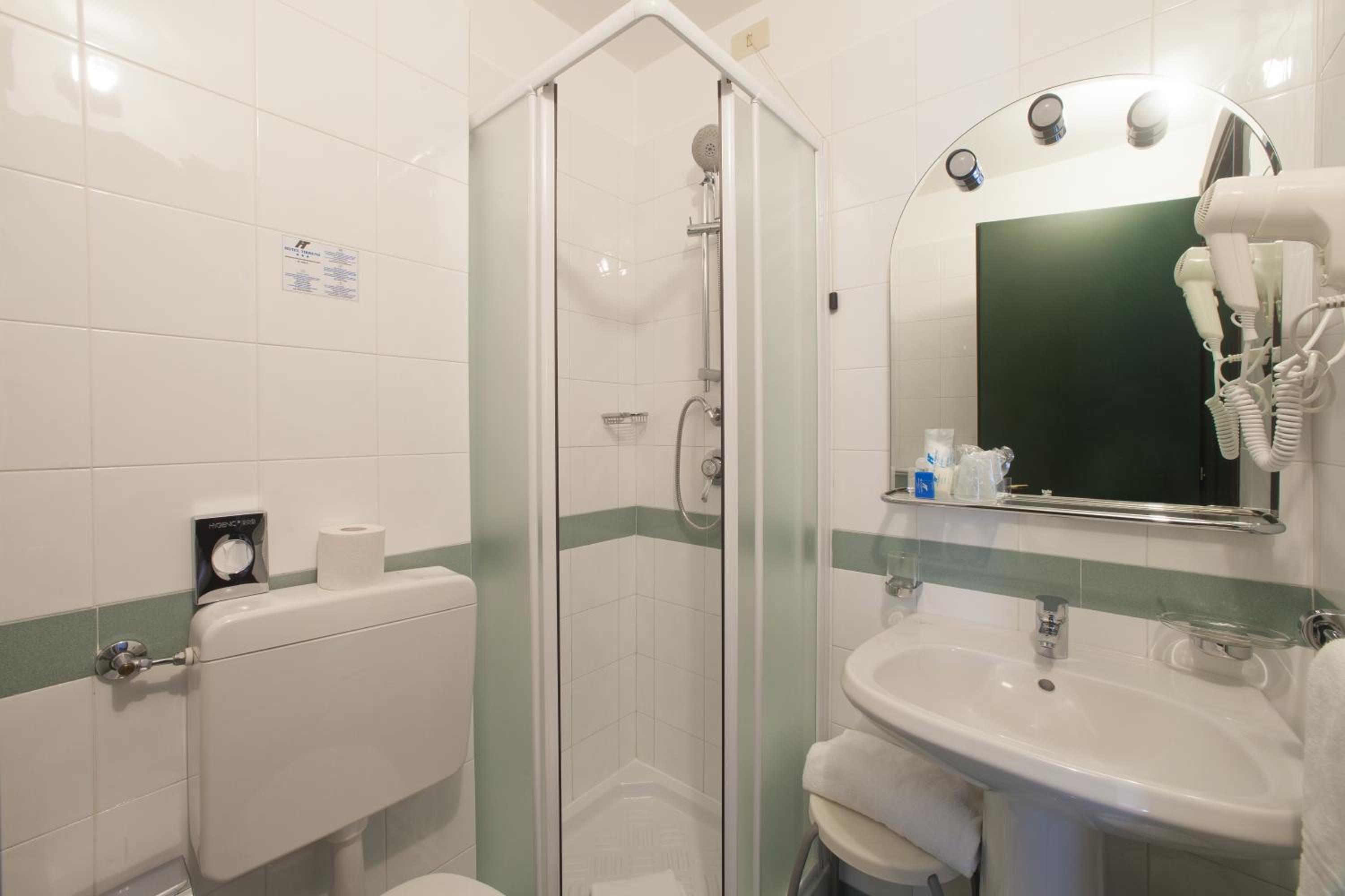 Single Room with French Bed photo 2