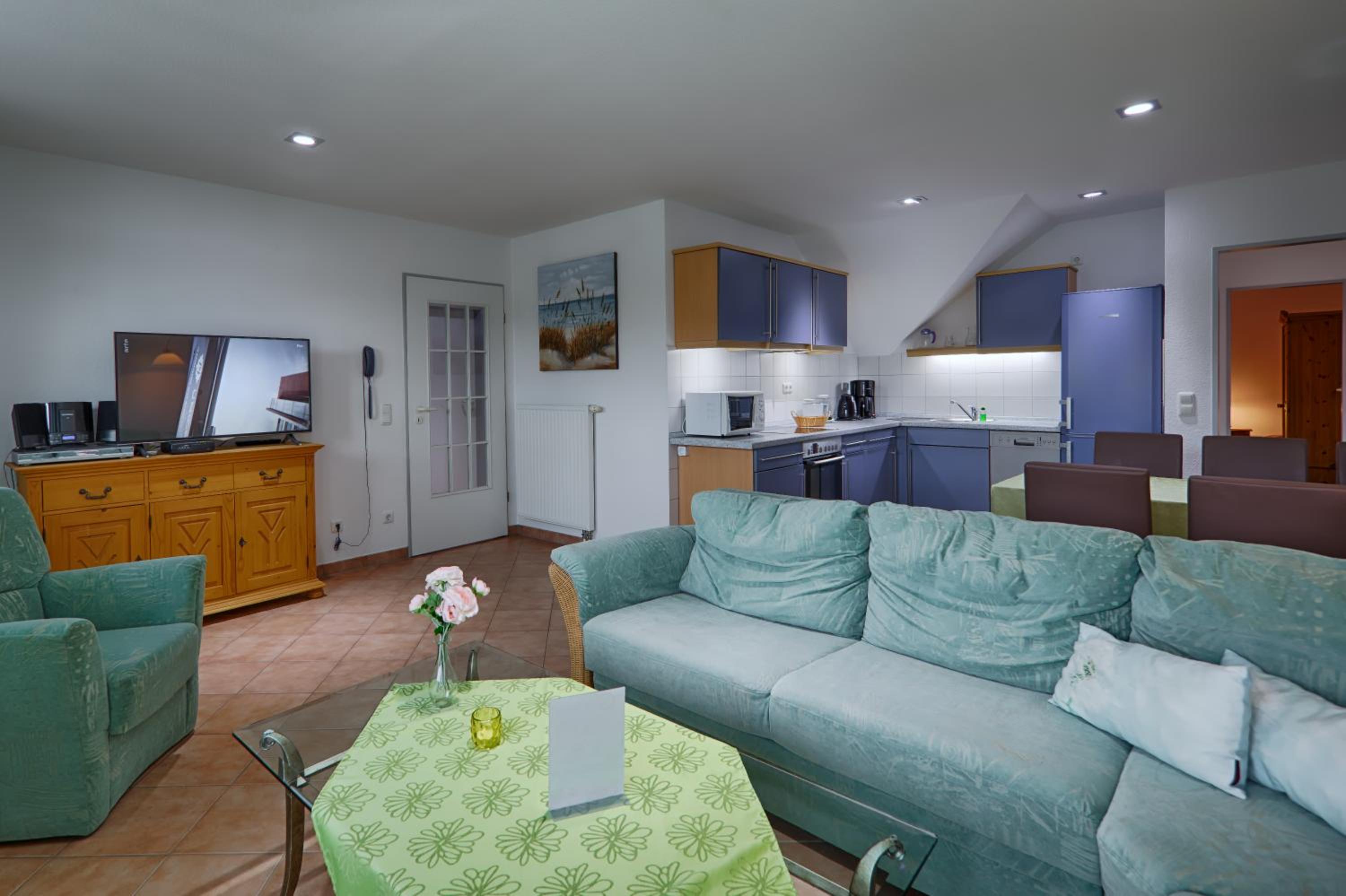 Three-Bedroom Apartment photo 1