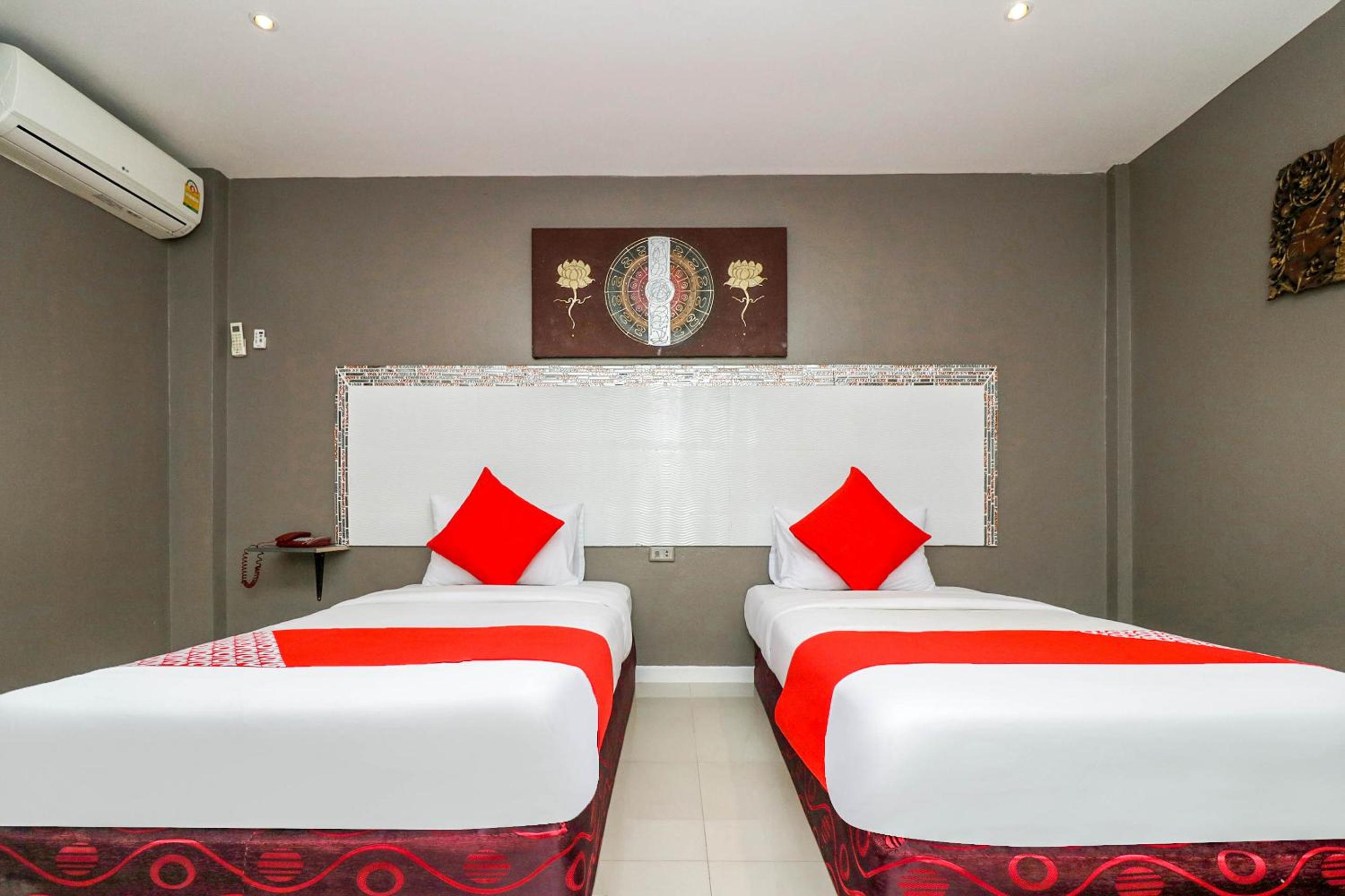 Standard Twin Room photo 3