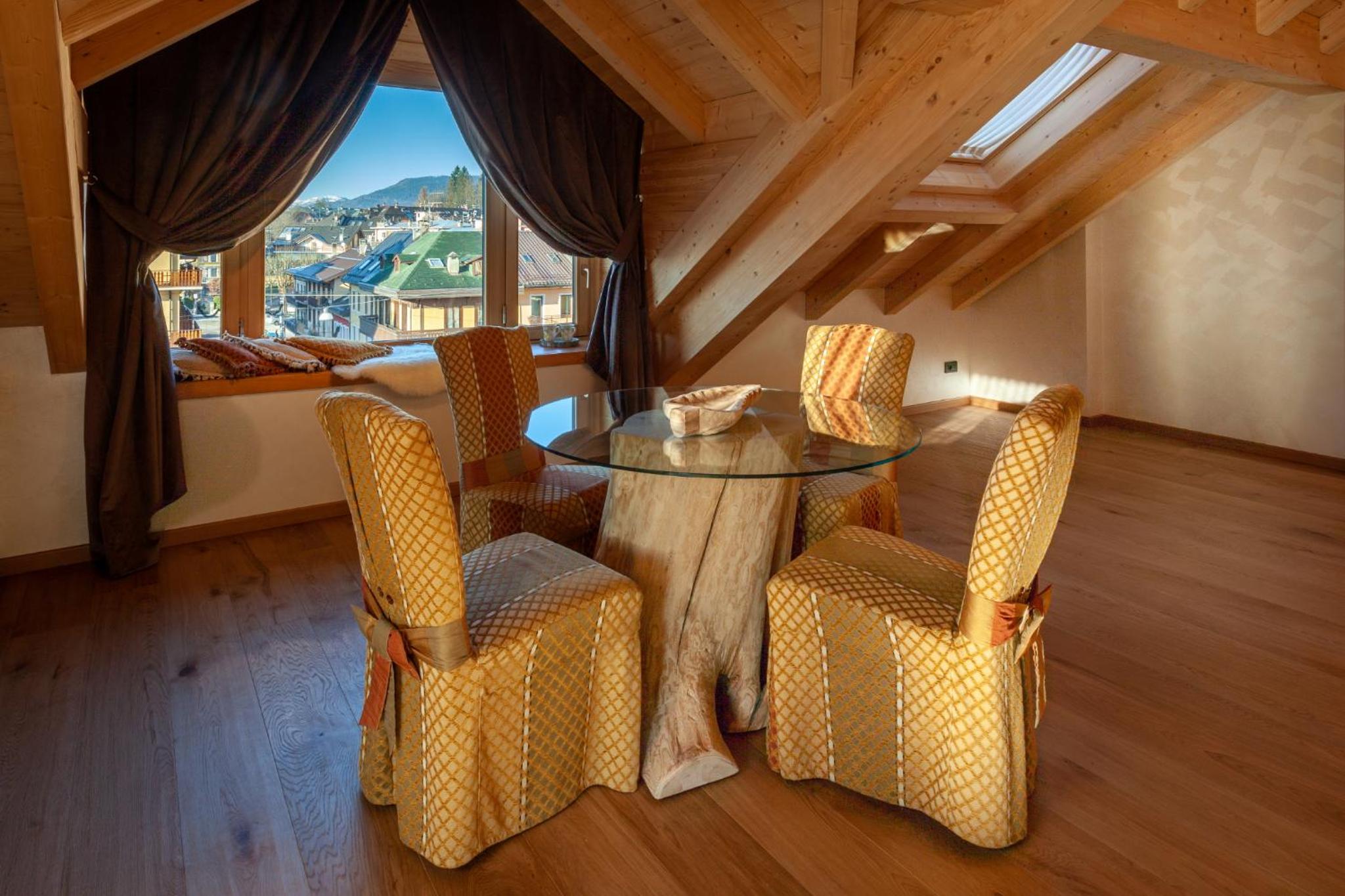 Penthouse Suite - Photo 4