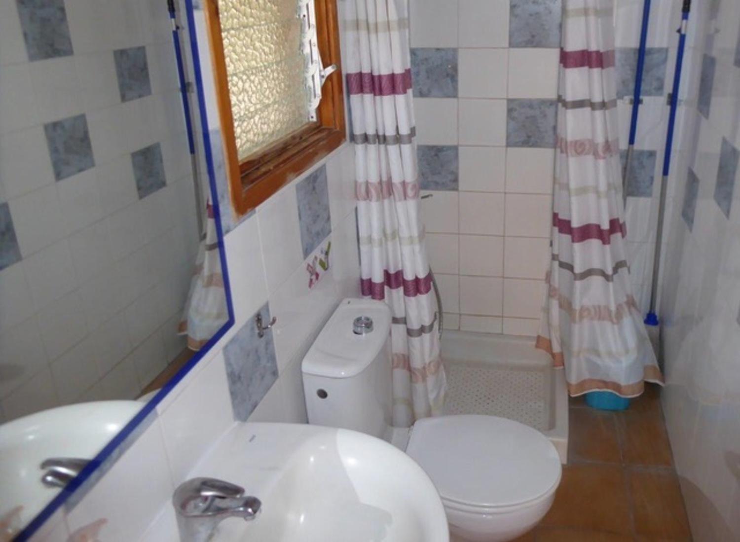 Cottage with Sea View - Photo 4