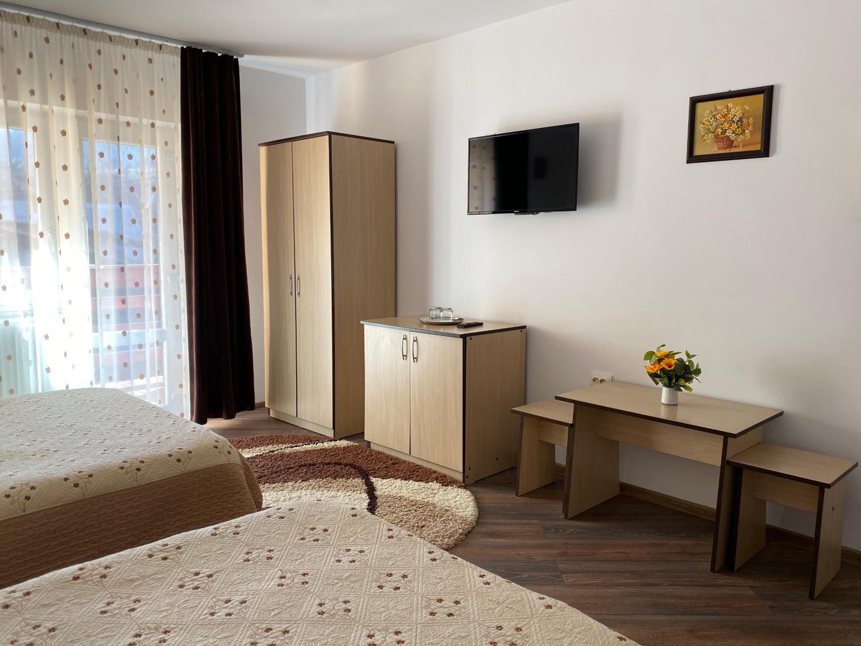 Triple Room with Private Bathroom