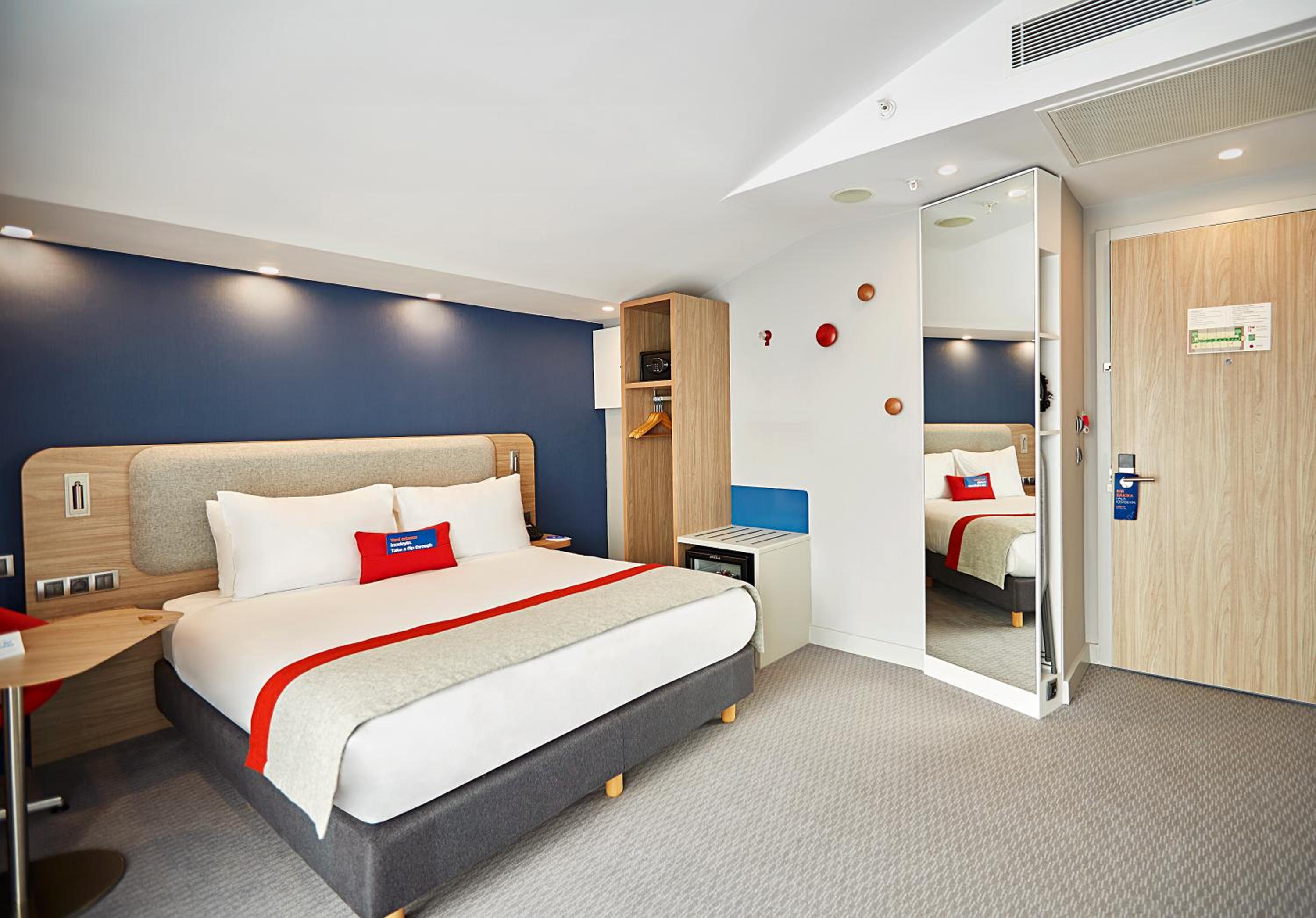 Standard Room with Free Breakfast photo 2
