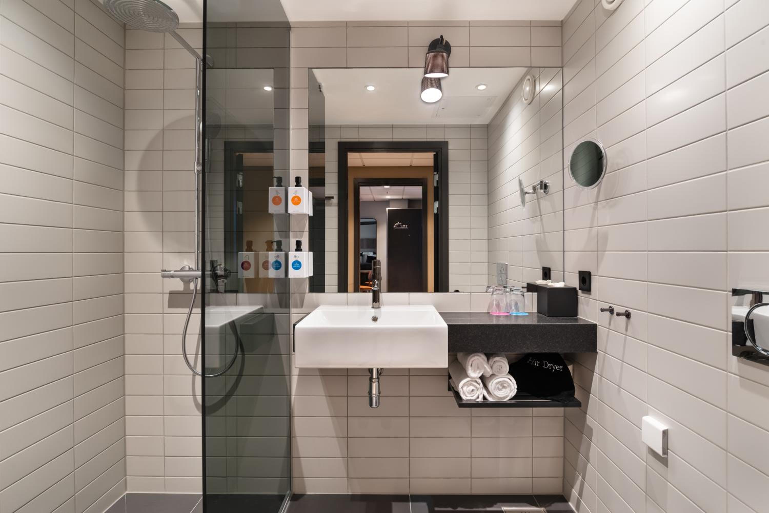 Superior Double or Twin Room - Photo 4