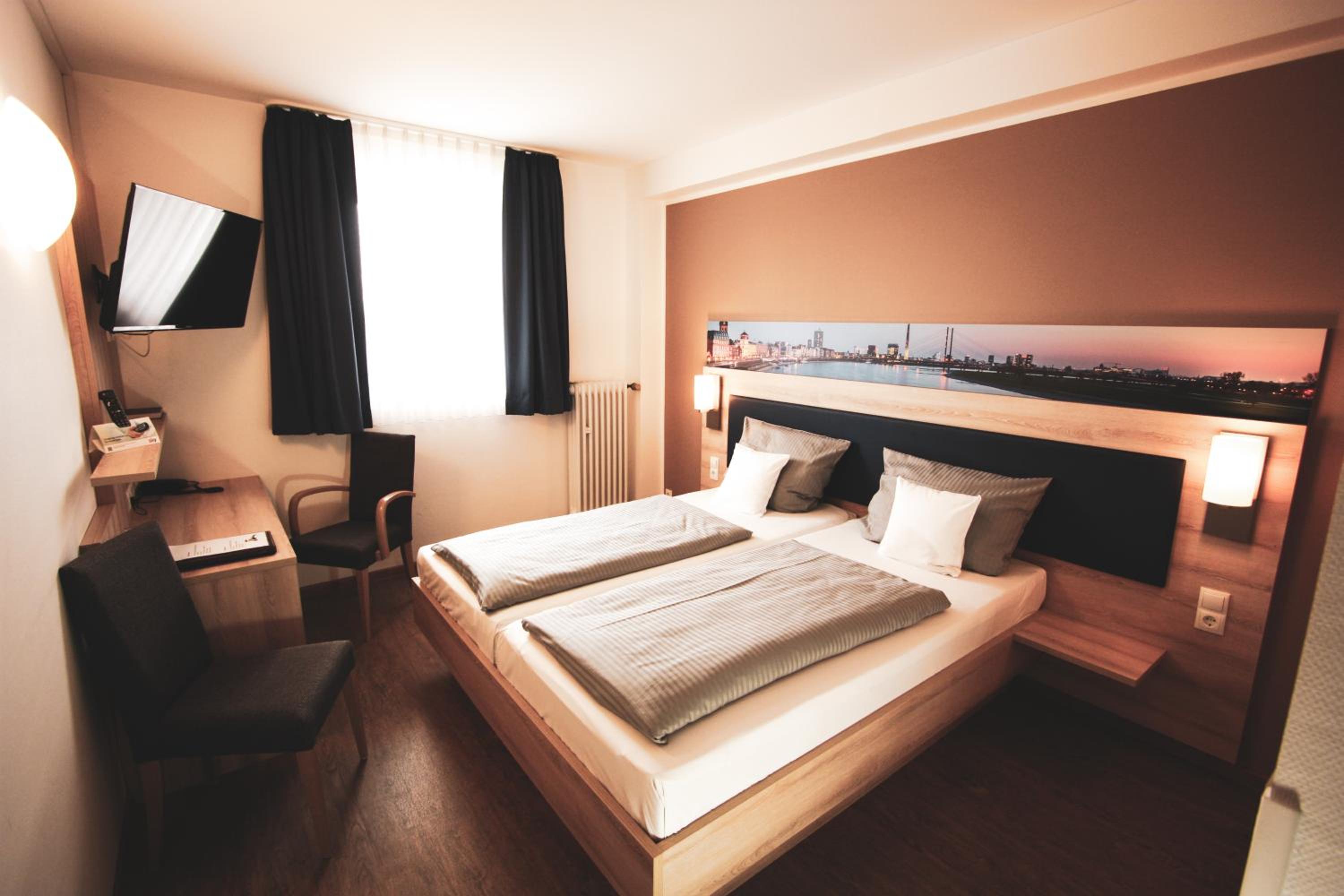 Double Room - Photo 5