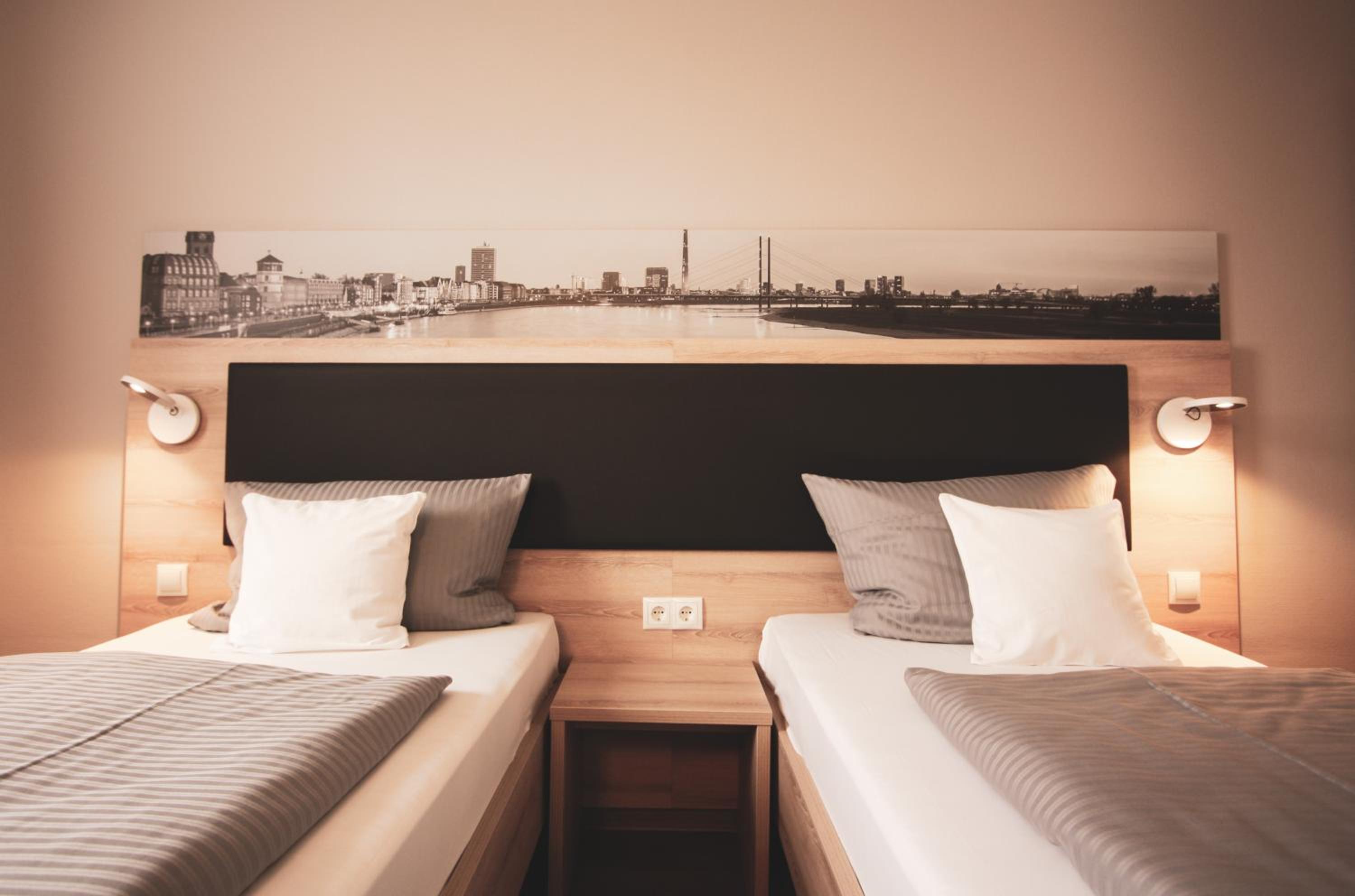 Twin Room - Photo 1