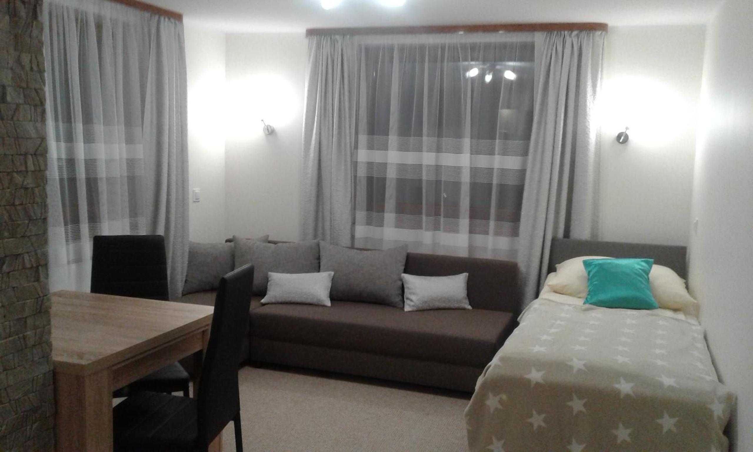 One-Bedroom Apartment with Terrace - Photo 1