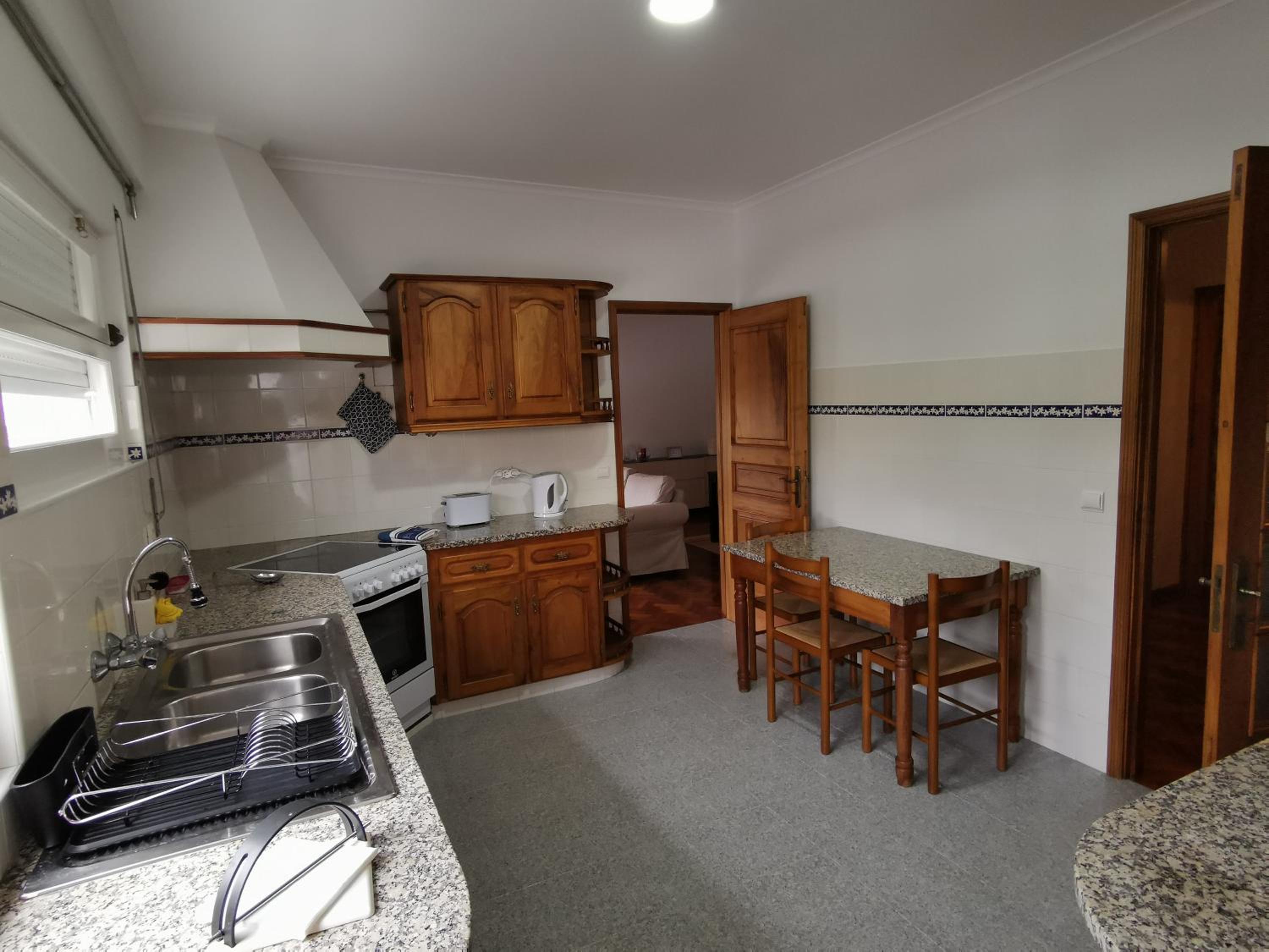 Three-Bedroom Apartment - Photo 7
