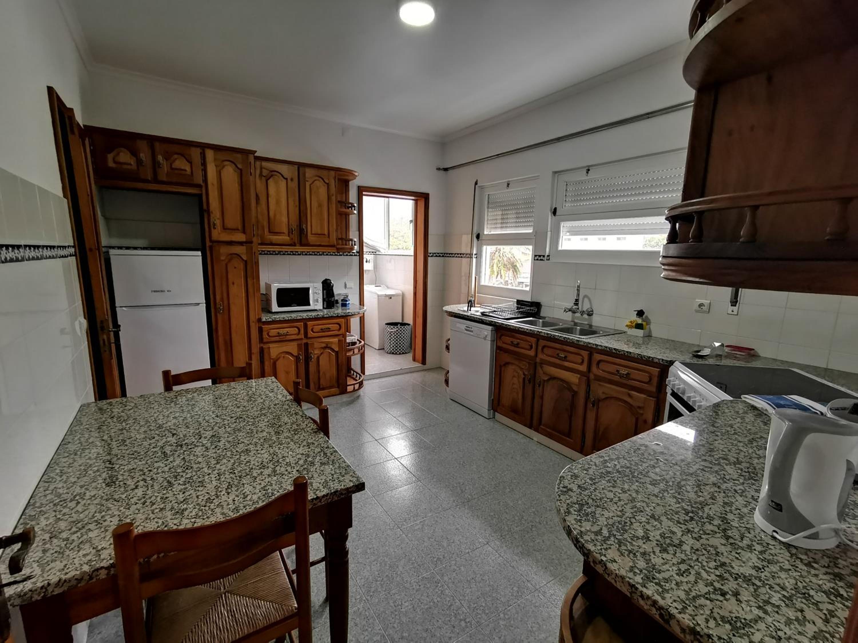 Three-Bedroom Apartment - Photo 8