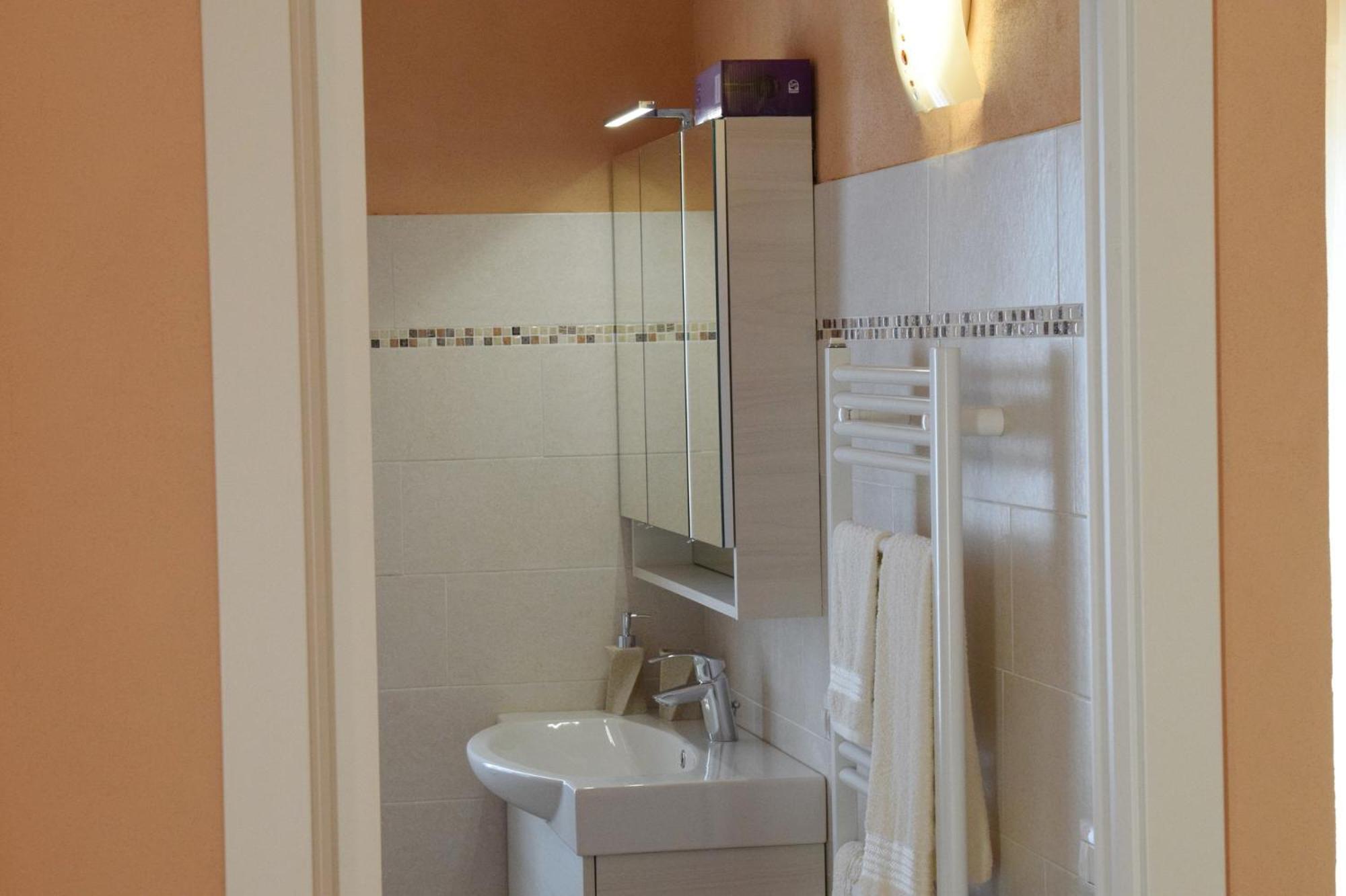 Double or Twin Room photo 3