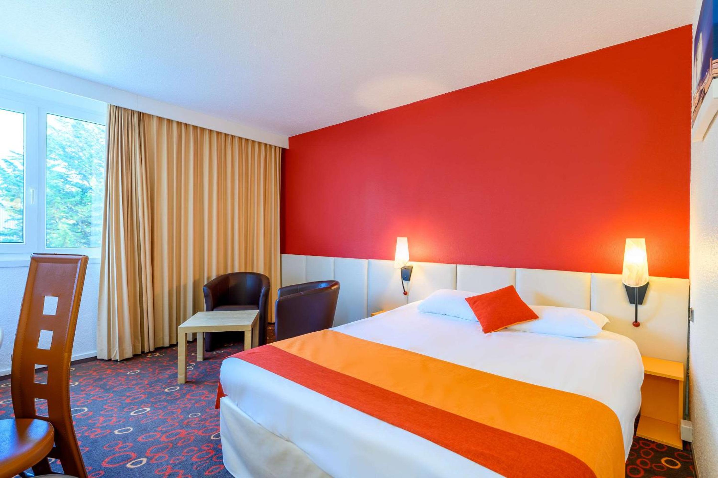 Standard Room - Photo 1