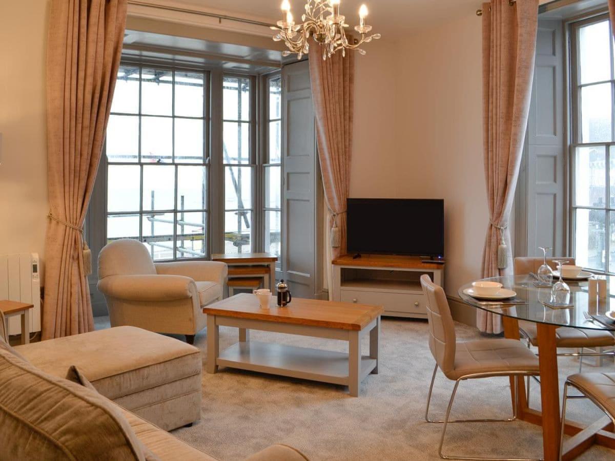 One-Bedroom Apartment - Photo 1