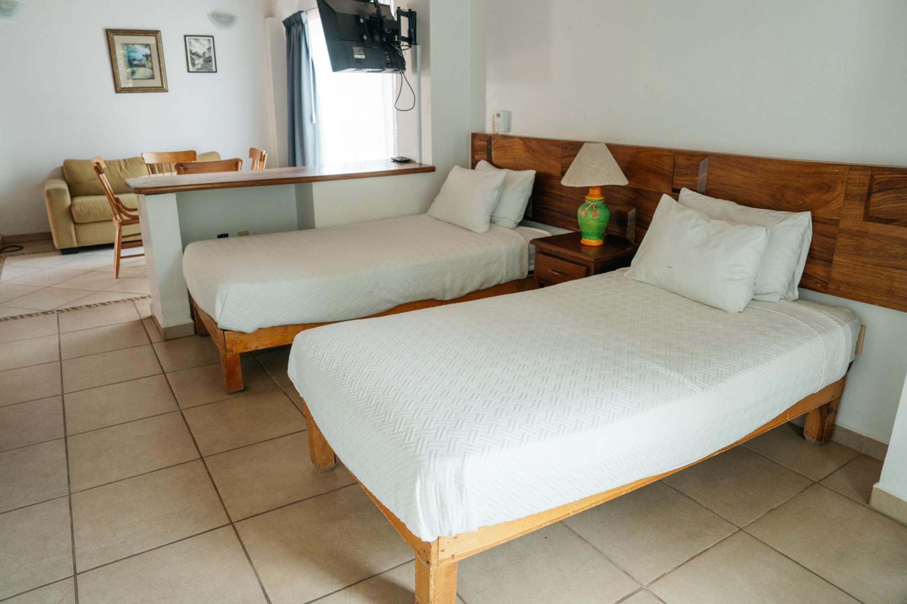 Superior Quadruple Room photo 3