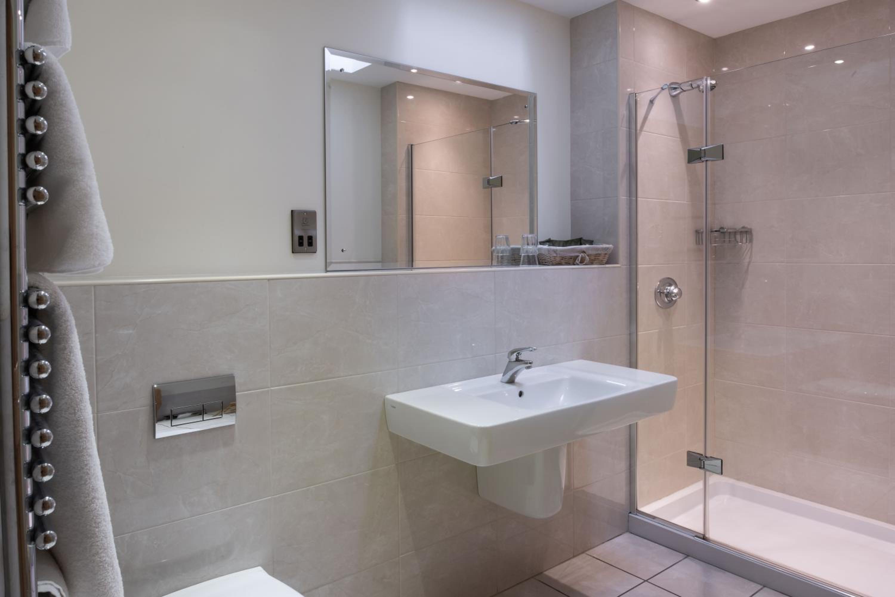 Suite with Garden View - Pet Friendly  photo 2