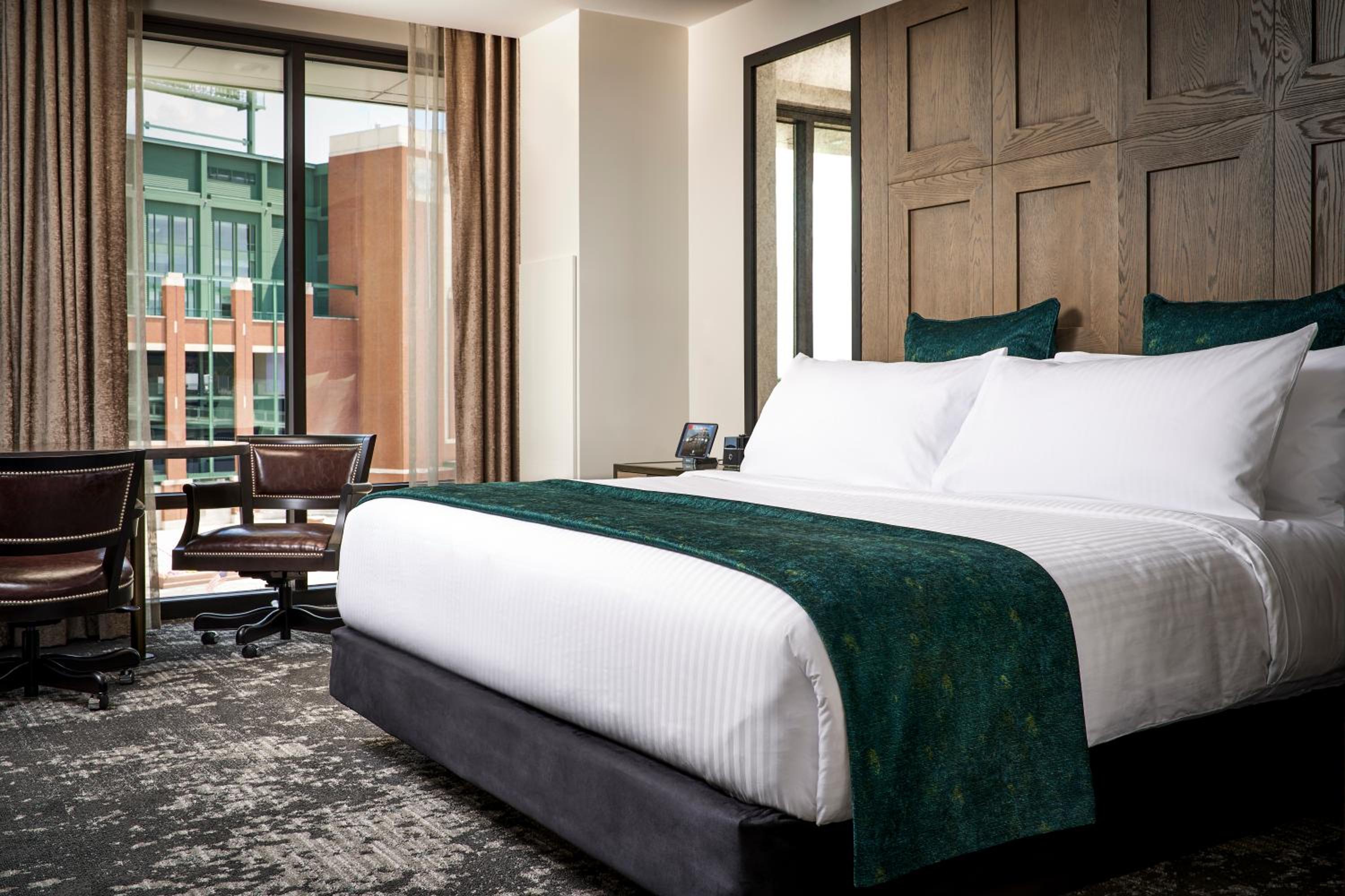 Superior King Room