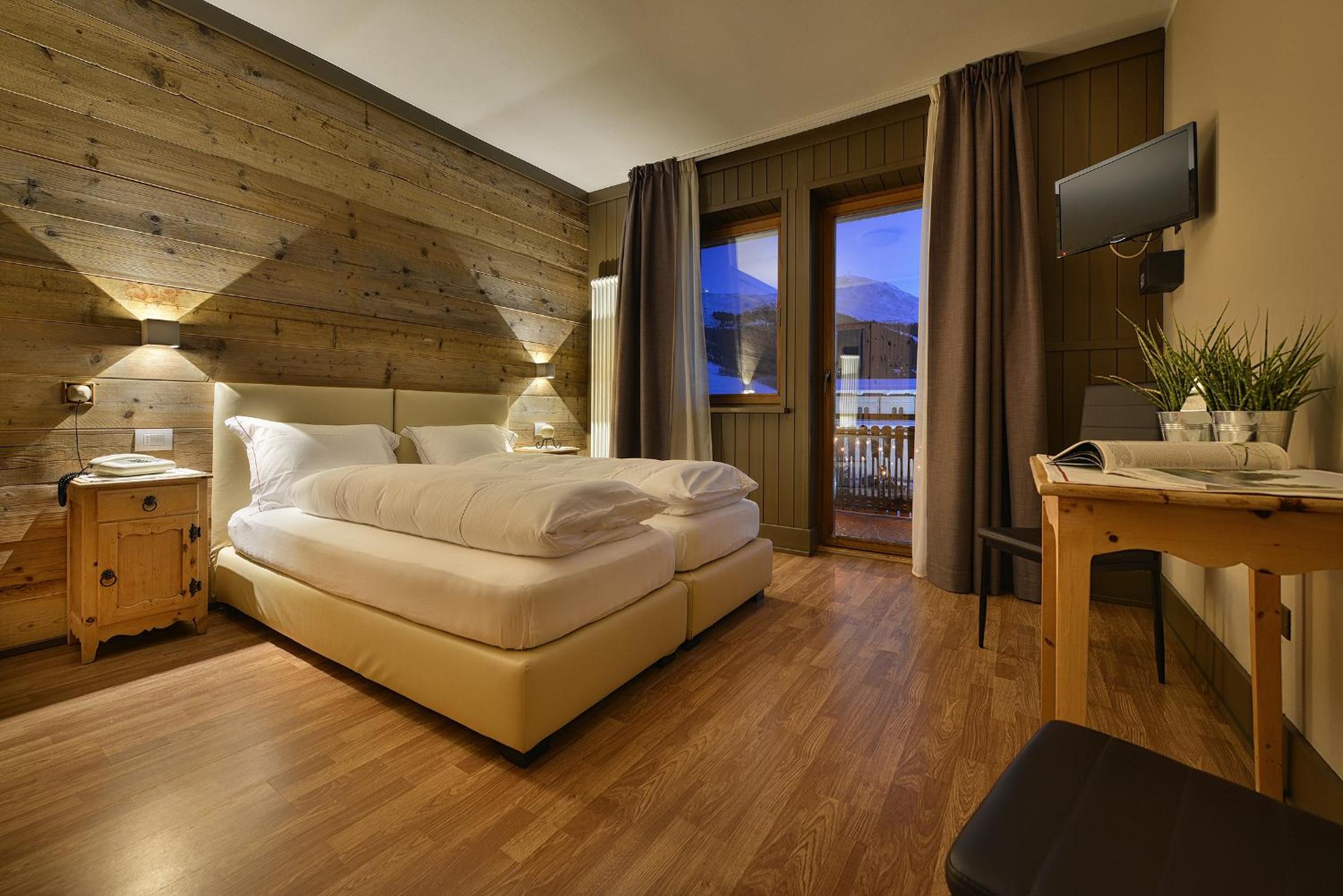 Superior Double Room with Balcony photo 1