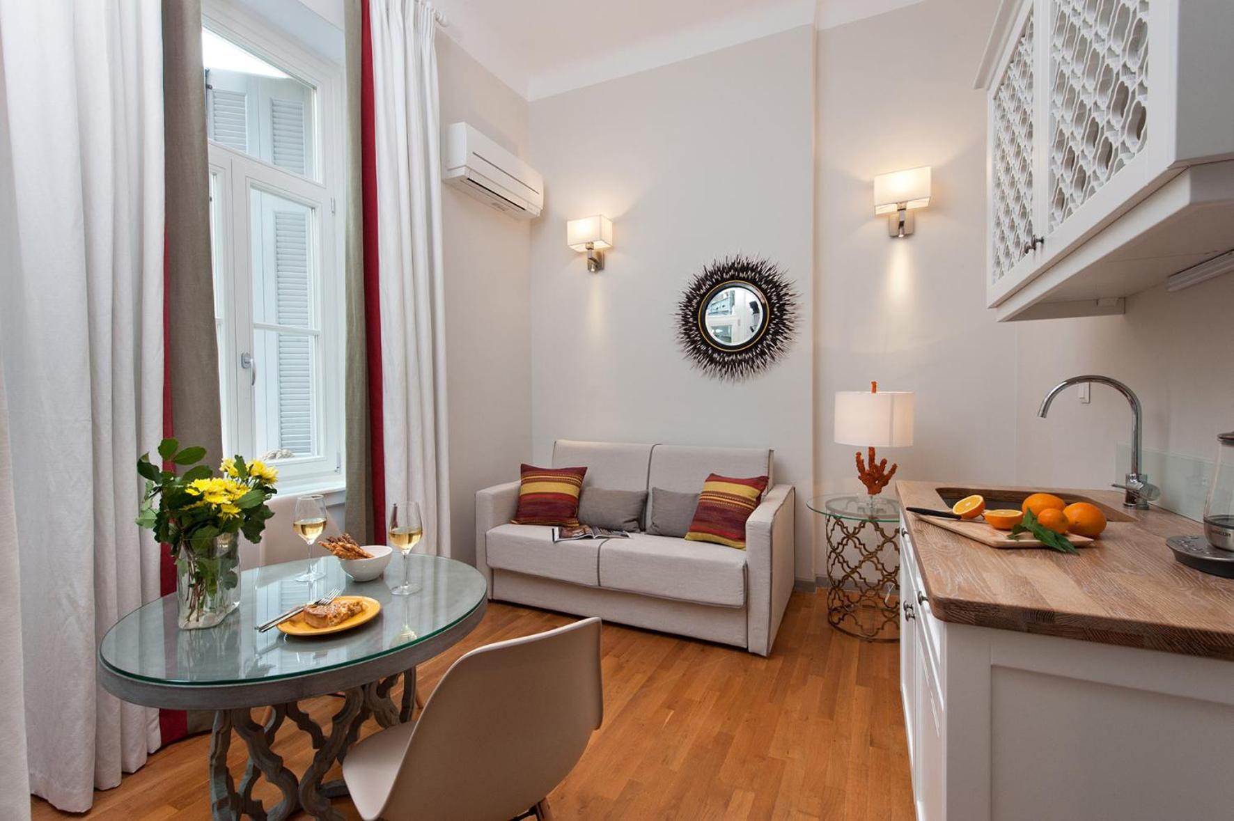 Zeus Suite photo 3