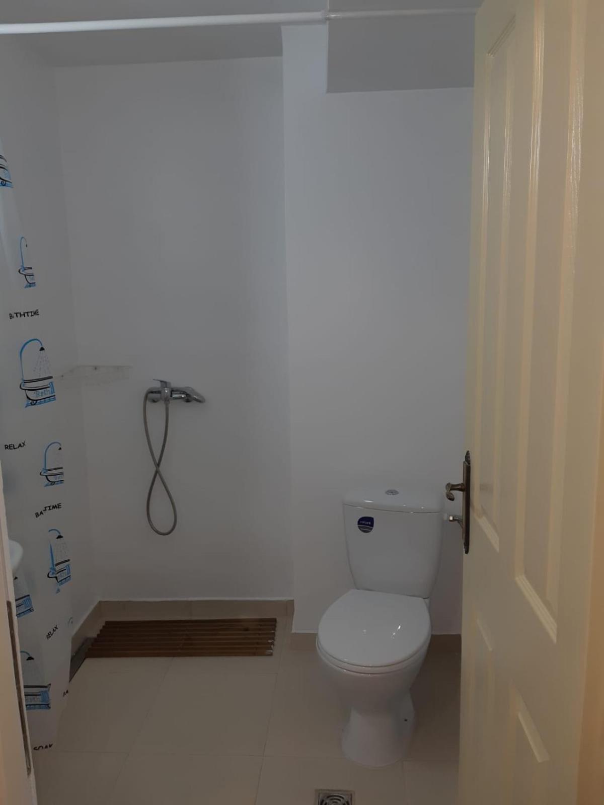 Deluxe Double or Twin Room - Photo 7