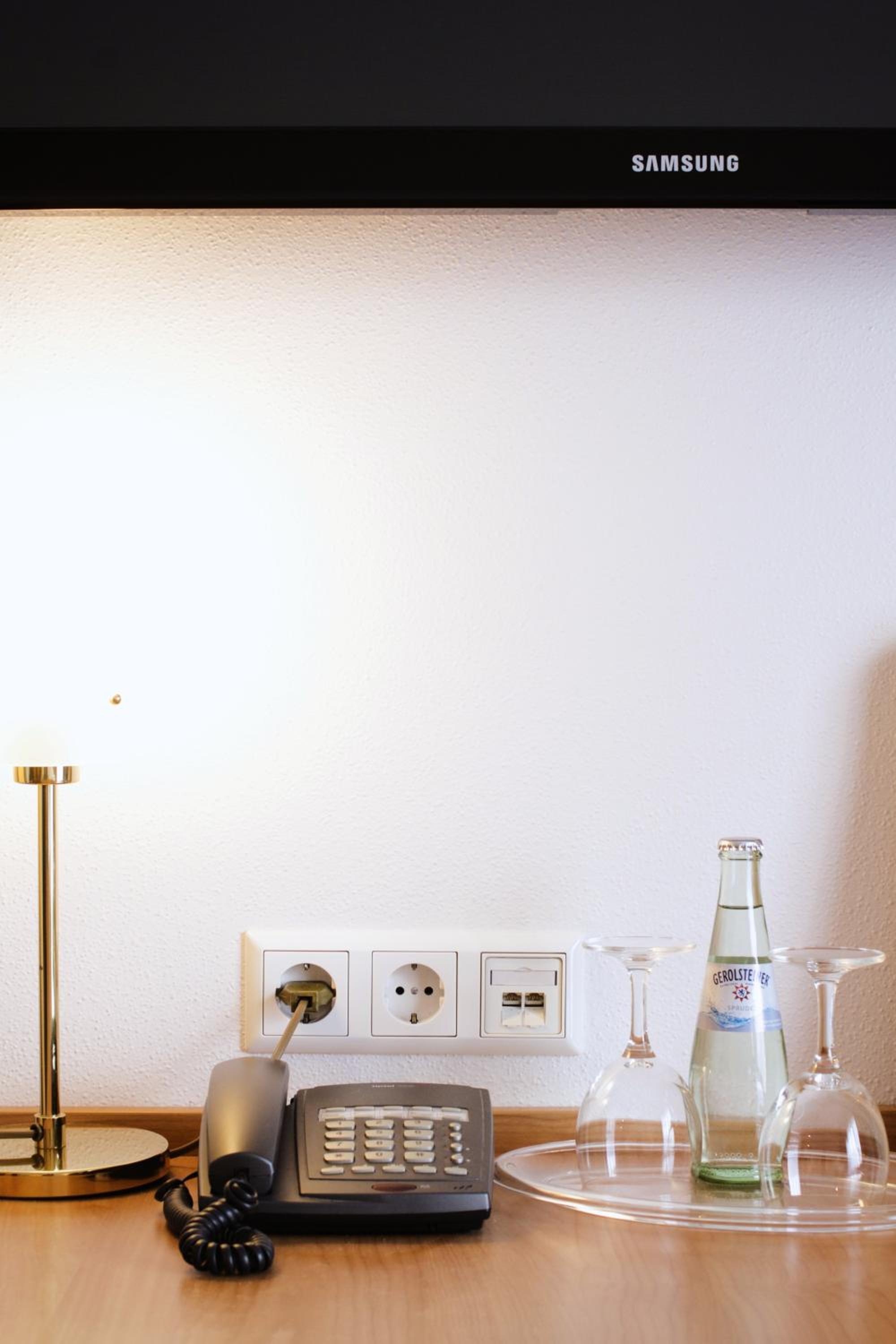 Single Room photo 1