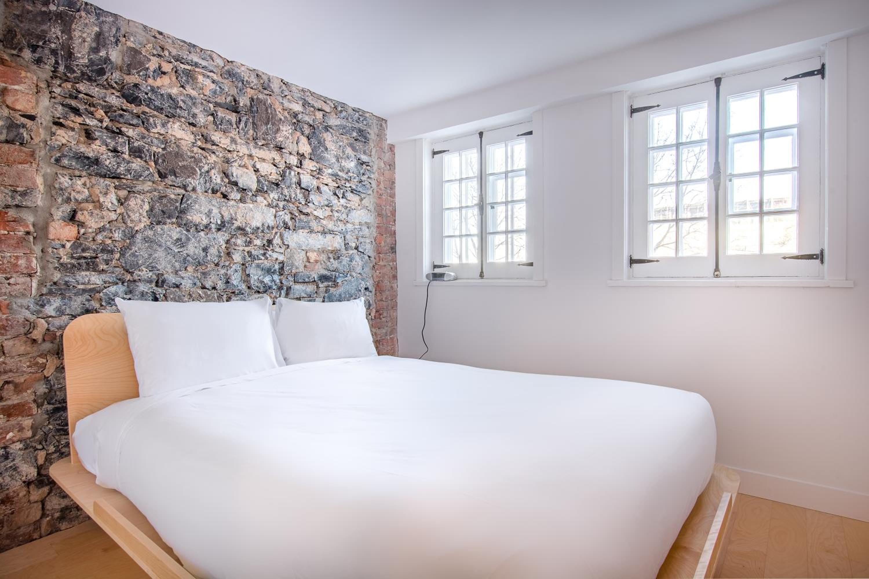 Two-Bedroom Apartment P201 thumbnail 6