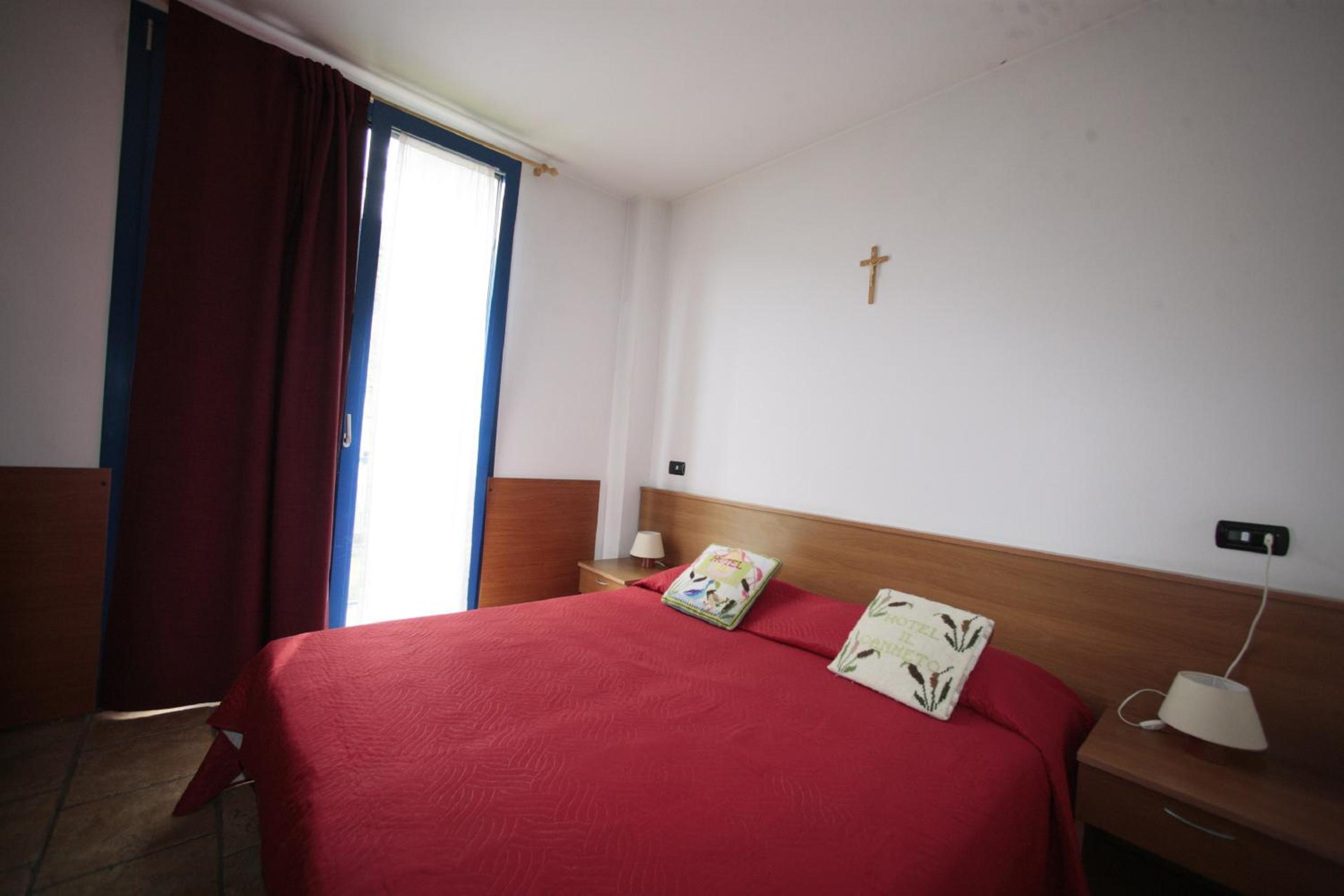 Double or Twin Room - Photo 1