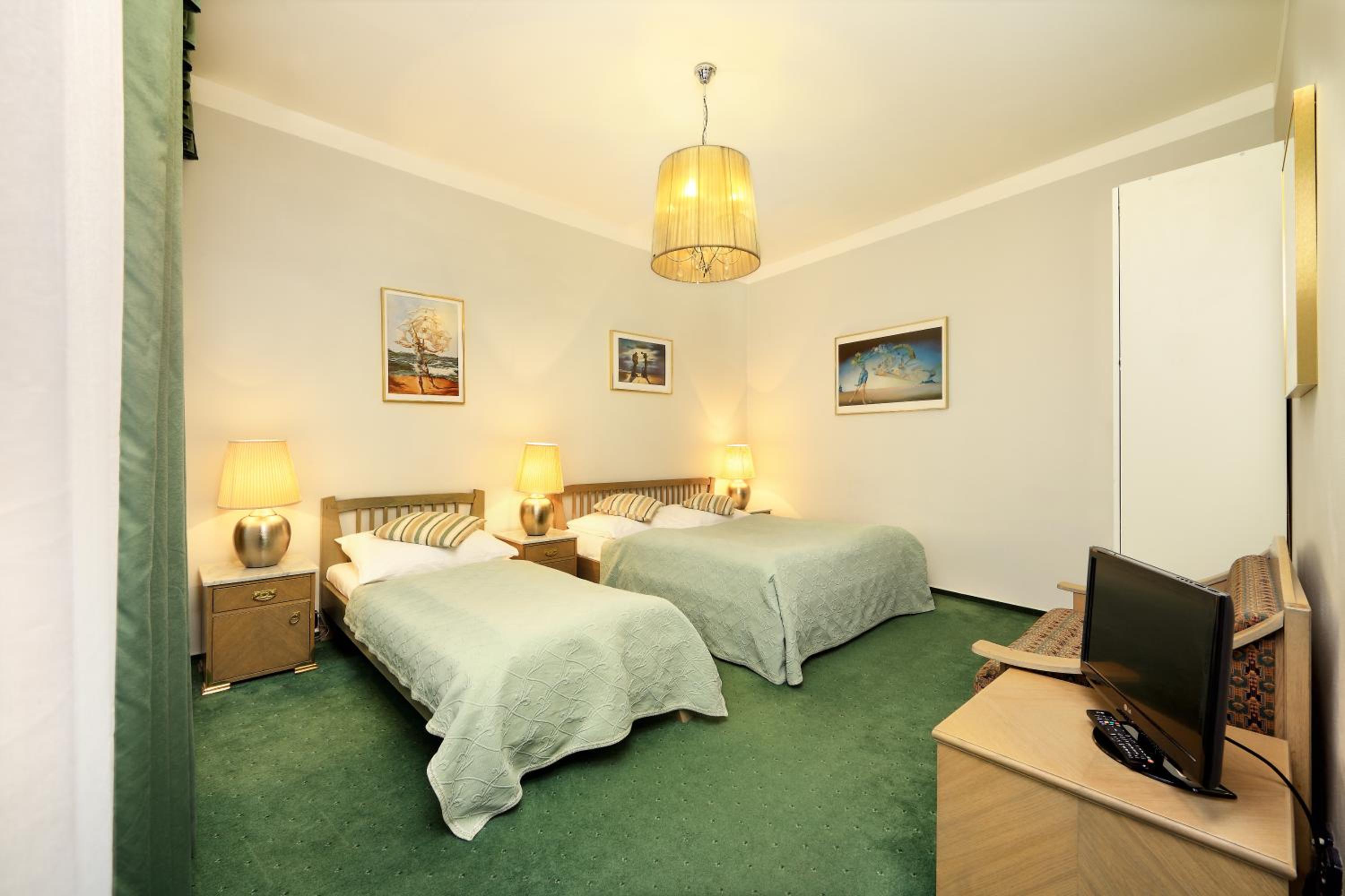 Suite (4 Adults)
