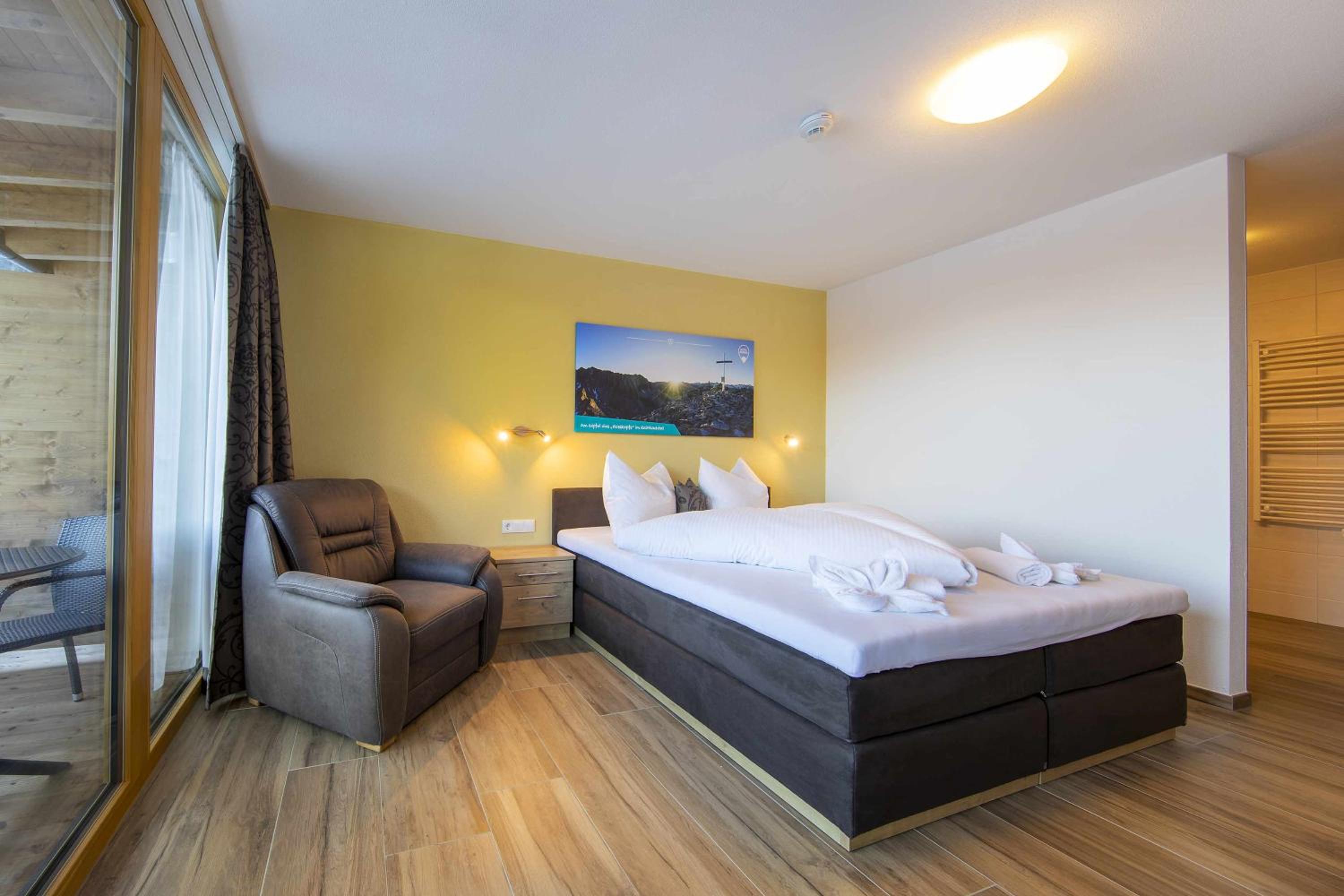 Double Room - Photo 2