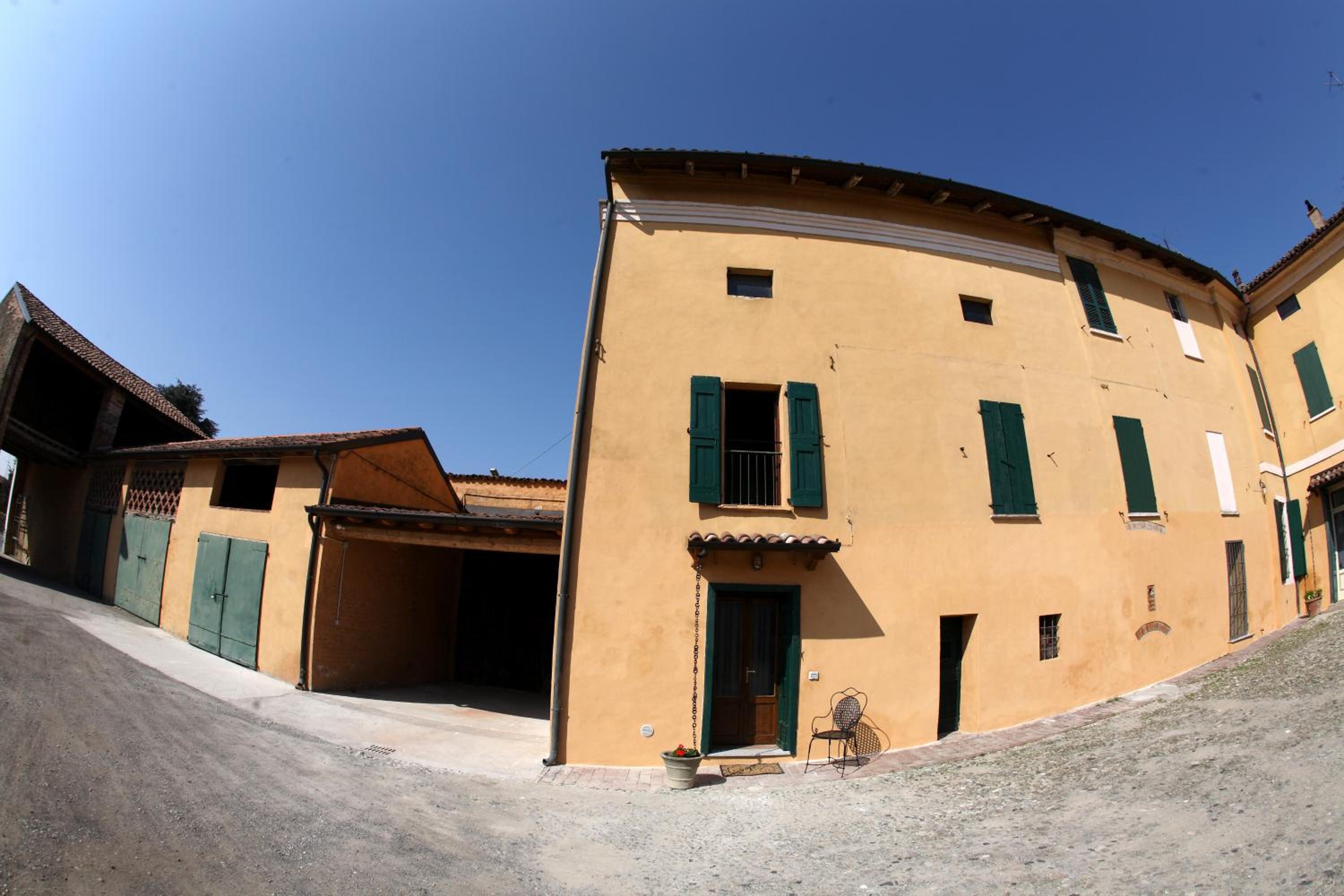 Suite - Photo 6
