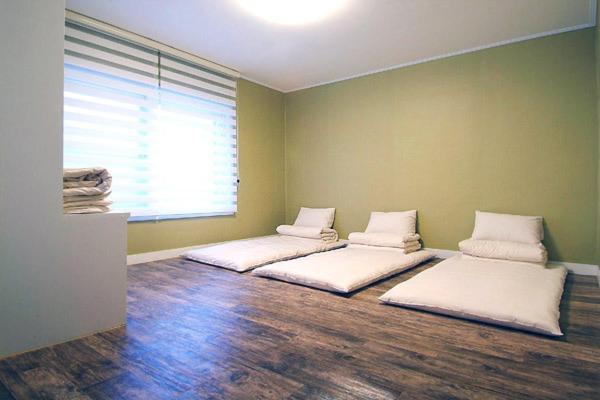 Triple Room - Photo 12