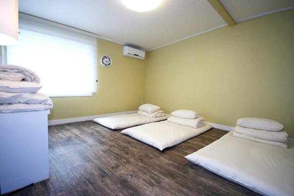 Triple Room - Photo 17