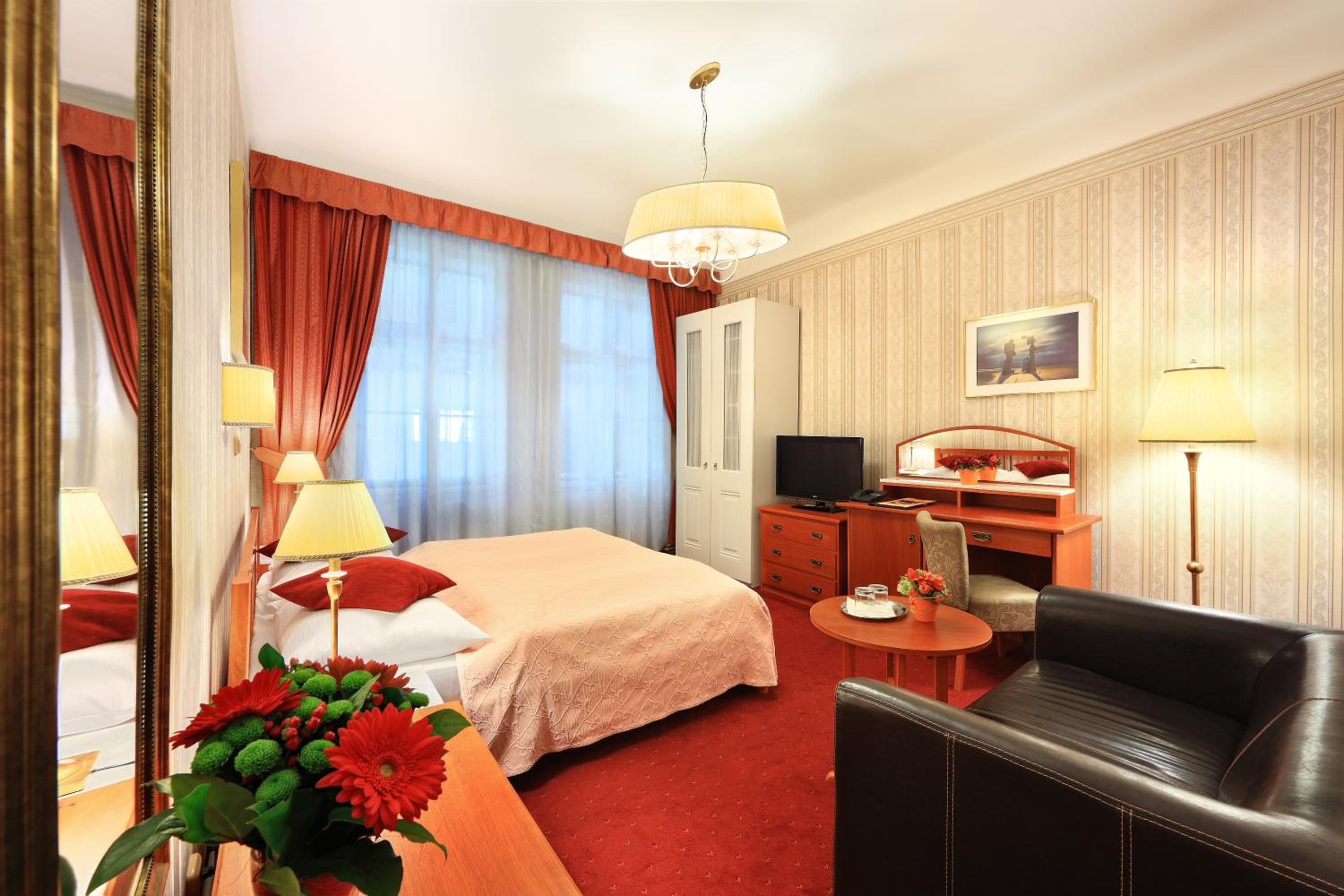 Available room