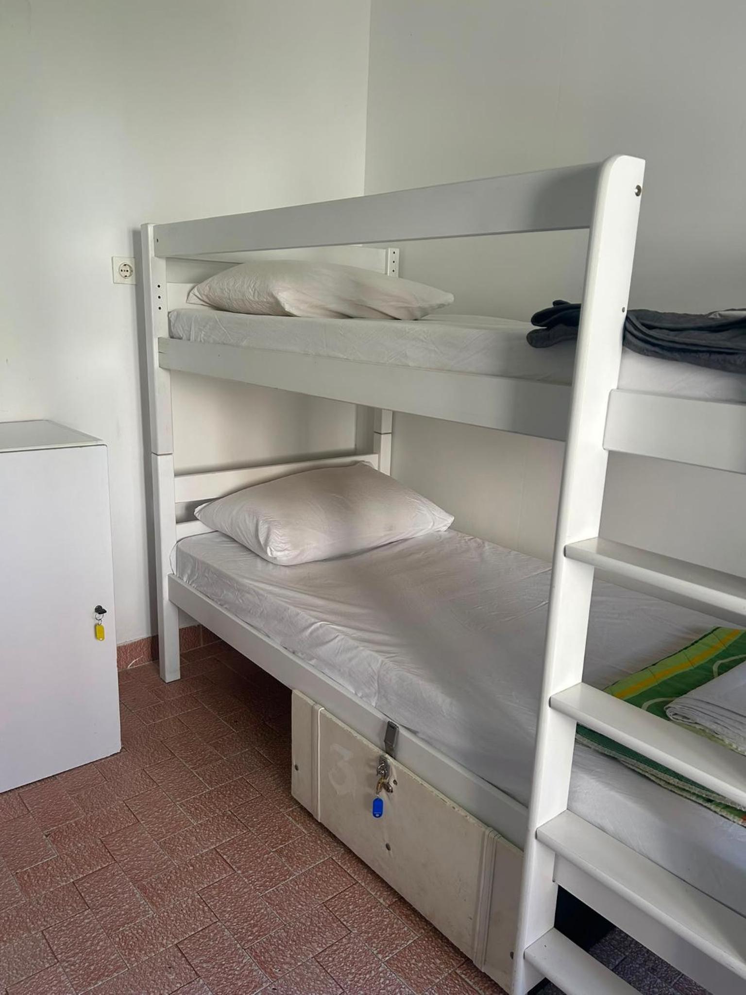 Bed in 6-Bed Dormitory Room photo 1
