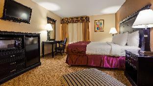 King Room with Bath Tub - Disability Access/Pet Friendly - Photo 1