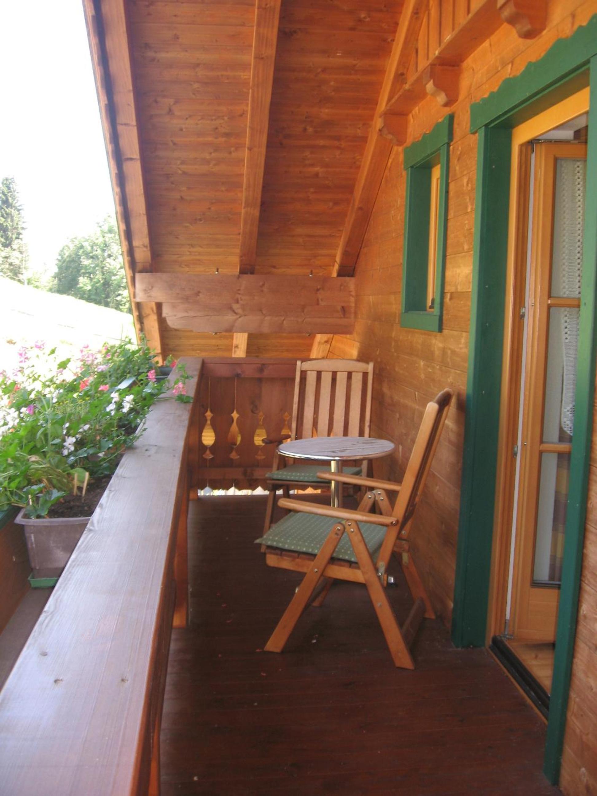 One-Bedroom Apartment with Balcony photo 2