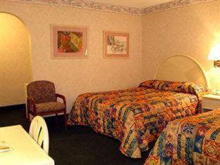 Deluxe King Room photo 1