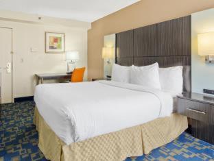 Quadruple Room - Non Smoking - Photo 2