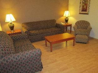 King Room with Roll-In Shower - Disability Access/Non Smoking