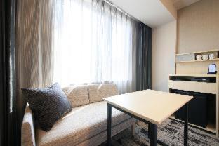 Standard Single Room - Non-Smoking thumbnail 6