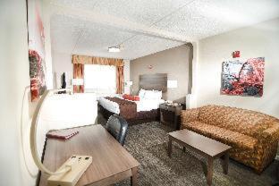 King Suite with Spa Bath - Non-Smoking - Photo 5