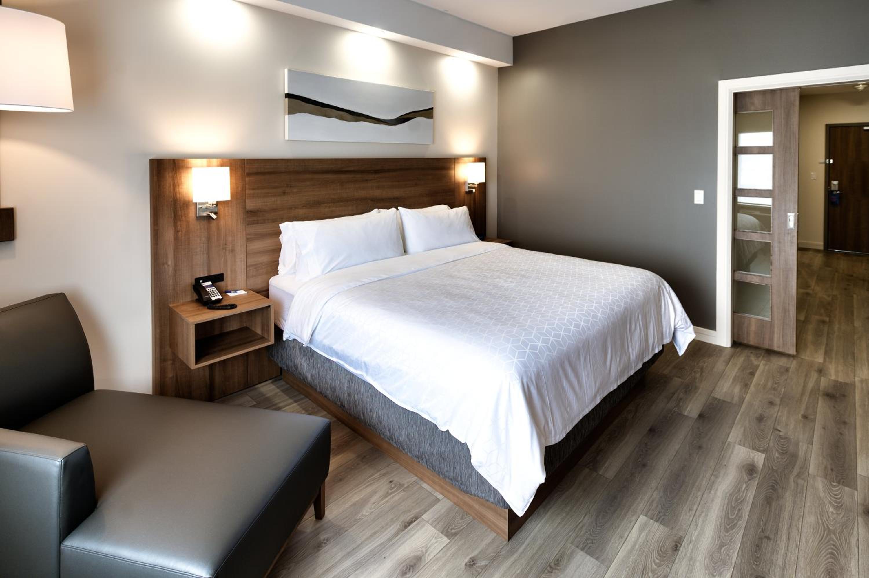 Business King Suite photo 1